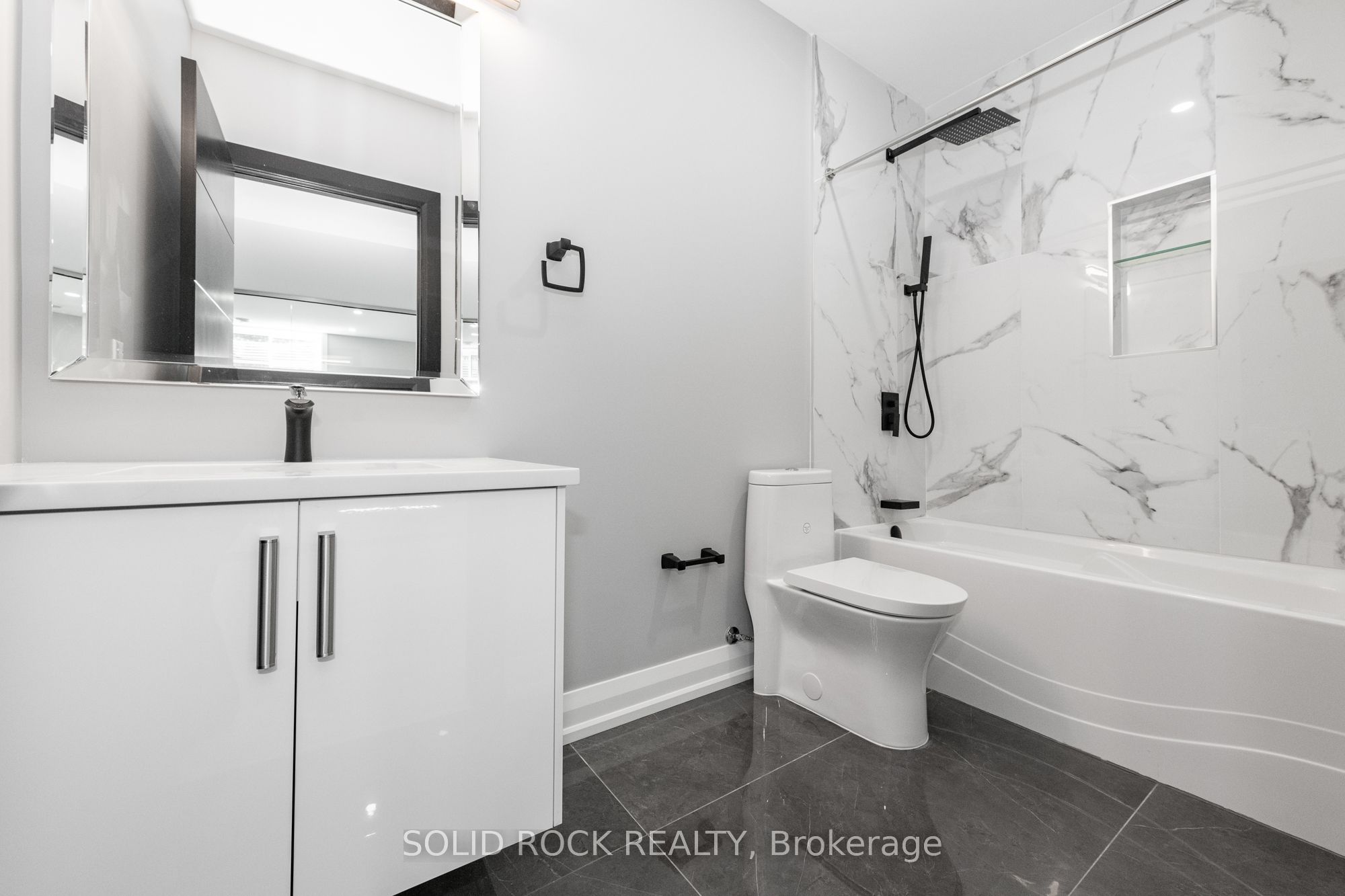 224 Roger Road Property Photo 27