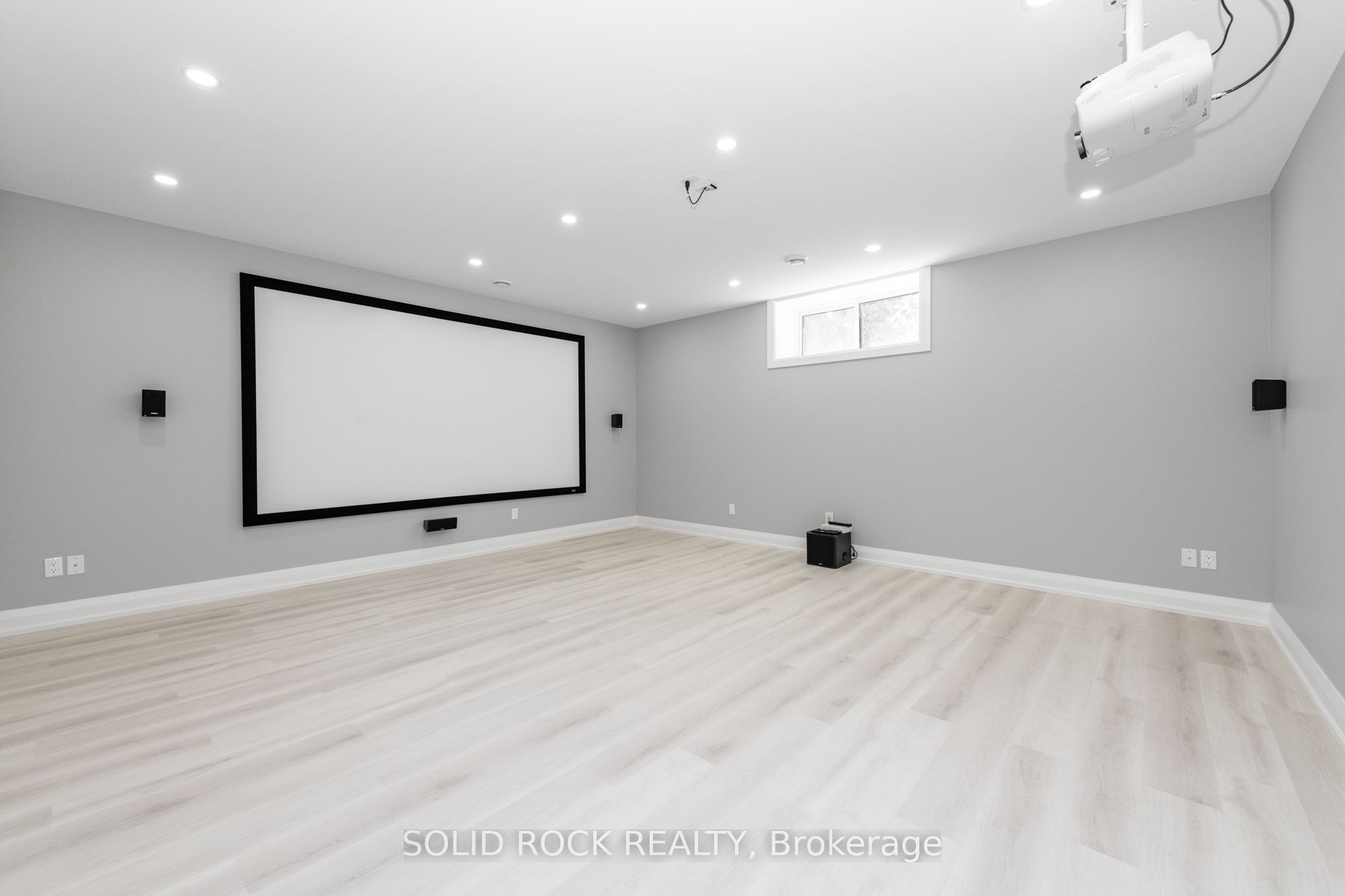 224 Roger Road Property Photo 30