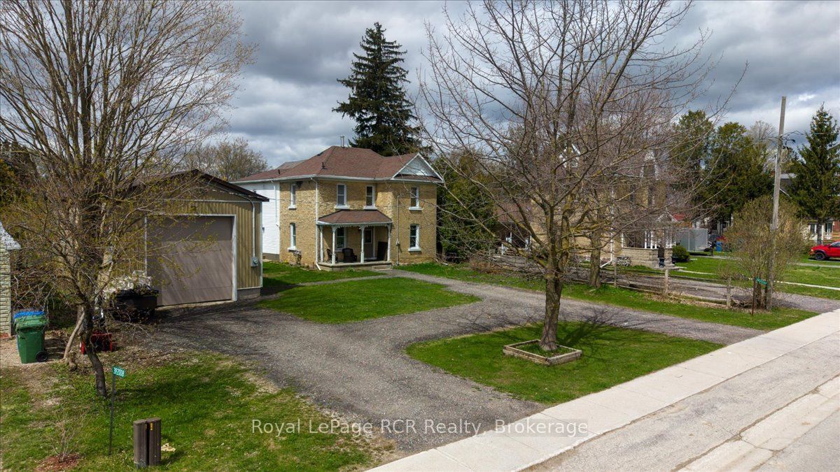 392010 Grey Road 109 Property Photo 1