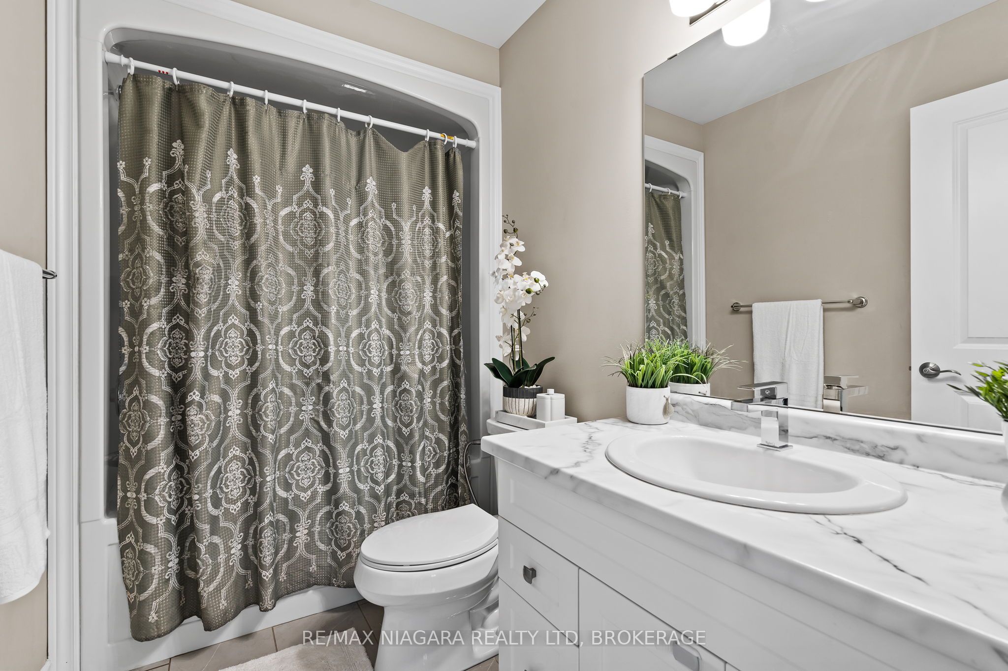 91 Quebec Avenue Property Photo 21