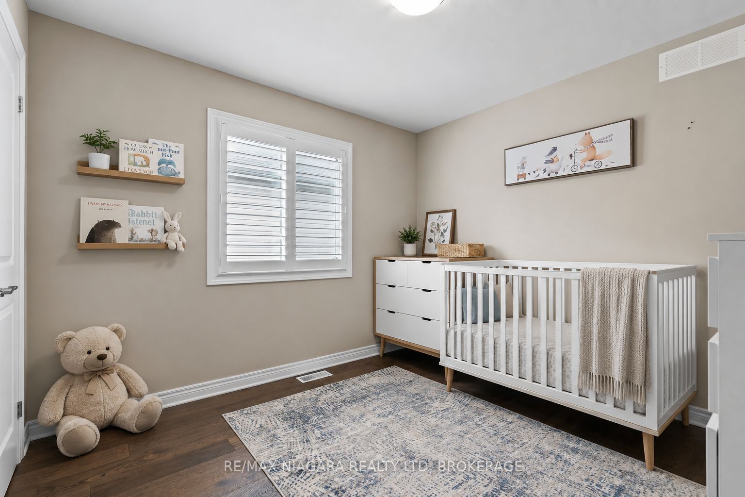 91 Quebec Avenue Property Photo 22