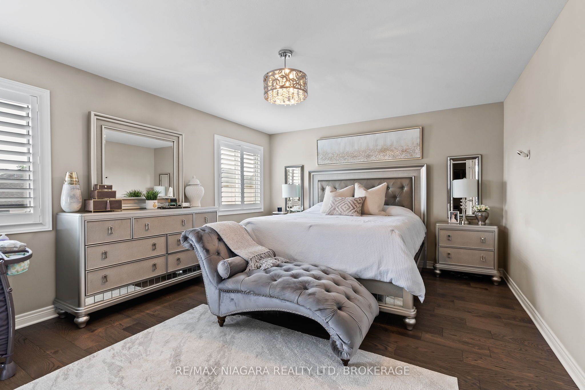 91 Quebec Avenue Property Photo 23