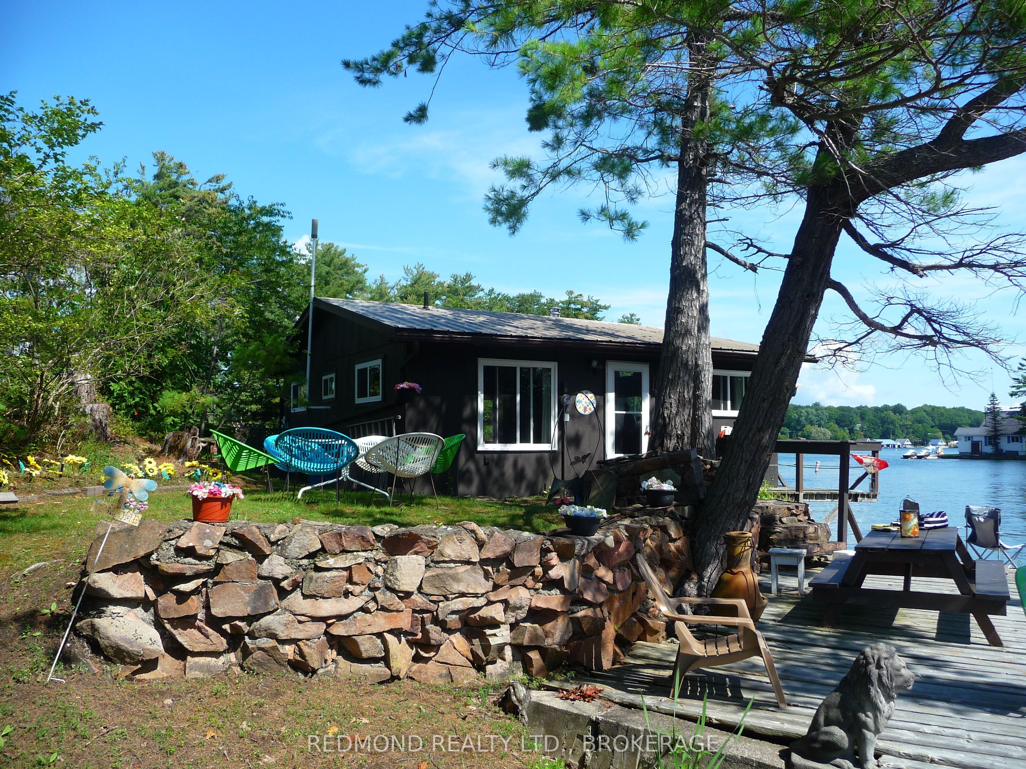 1 77d & 77e Island Property Photo 3