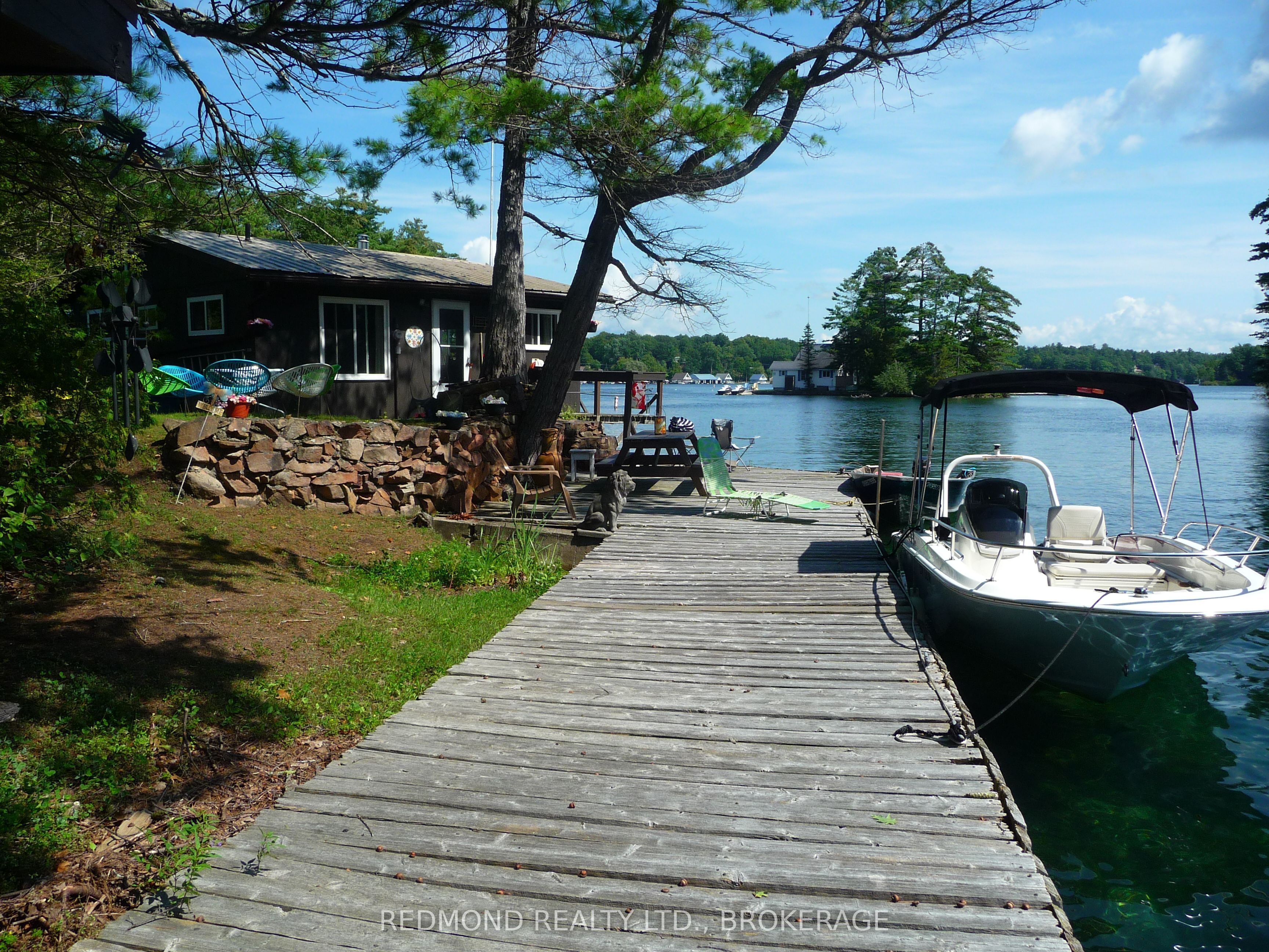 1 77d & 77e Island Property Photo 5