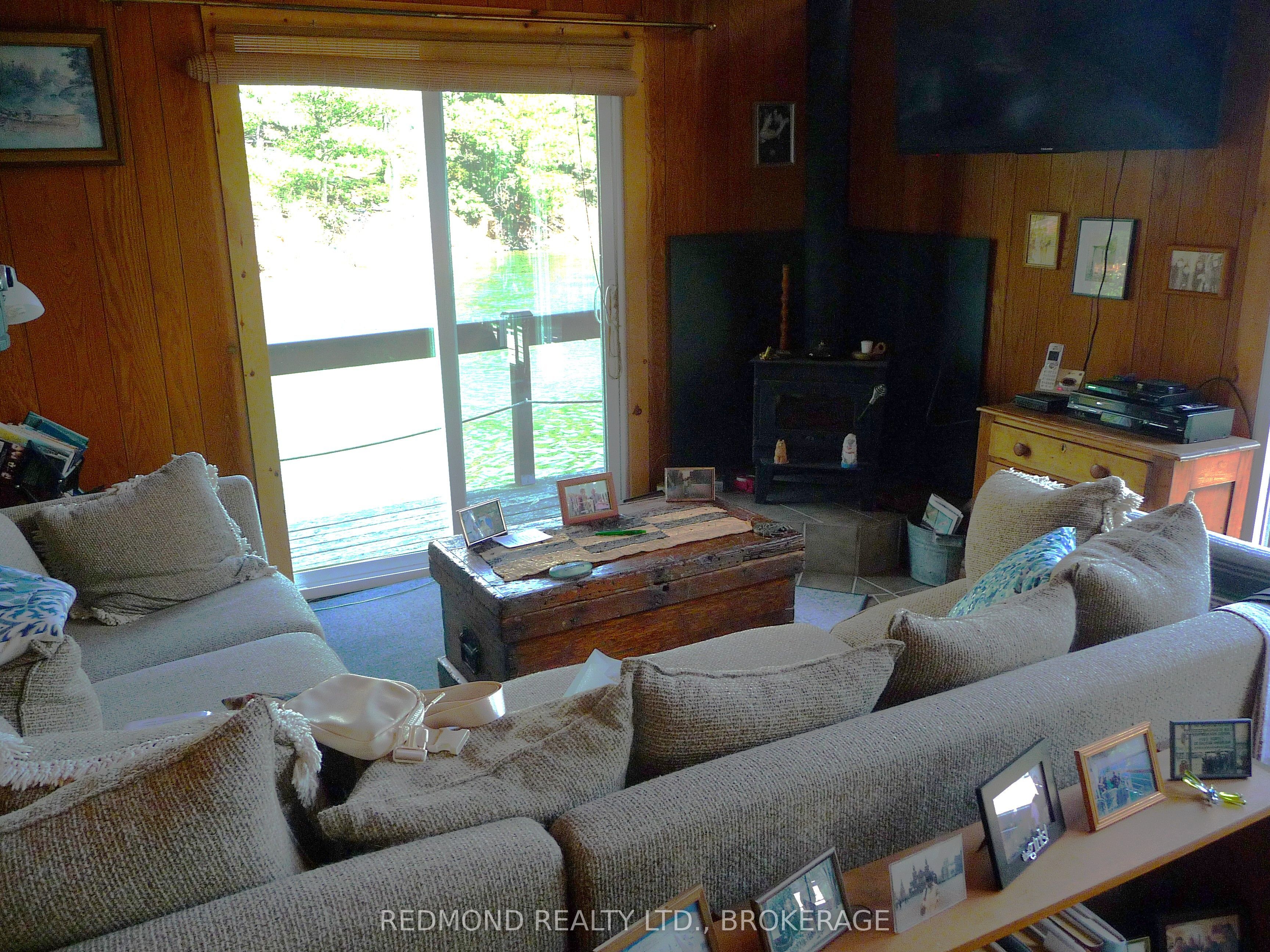 1 77d & 77e Island Property Photo 12
