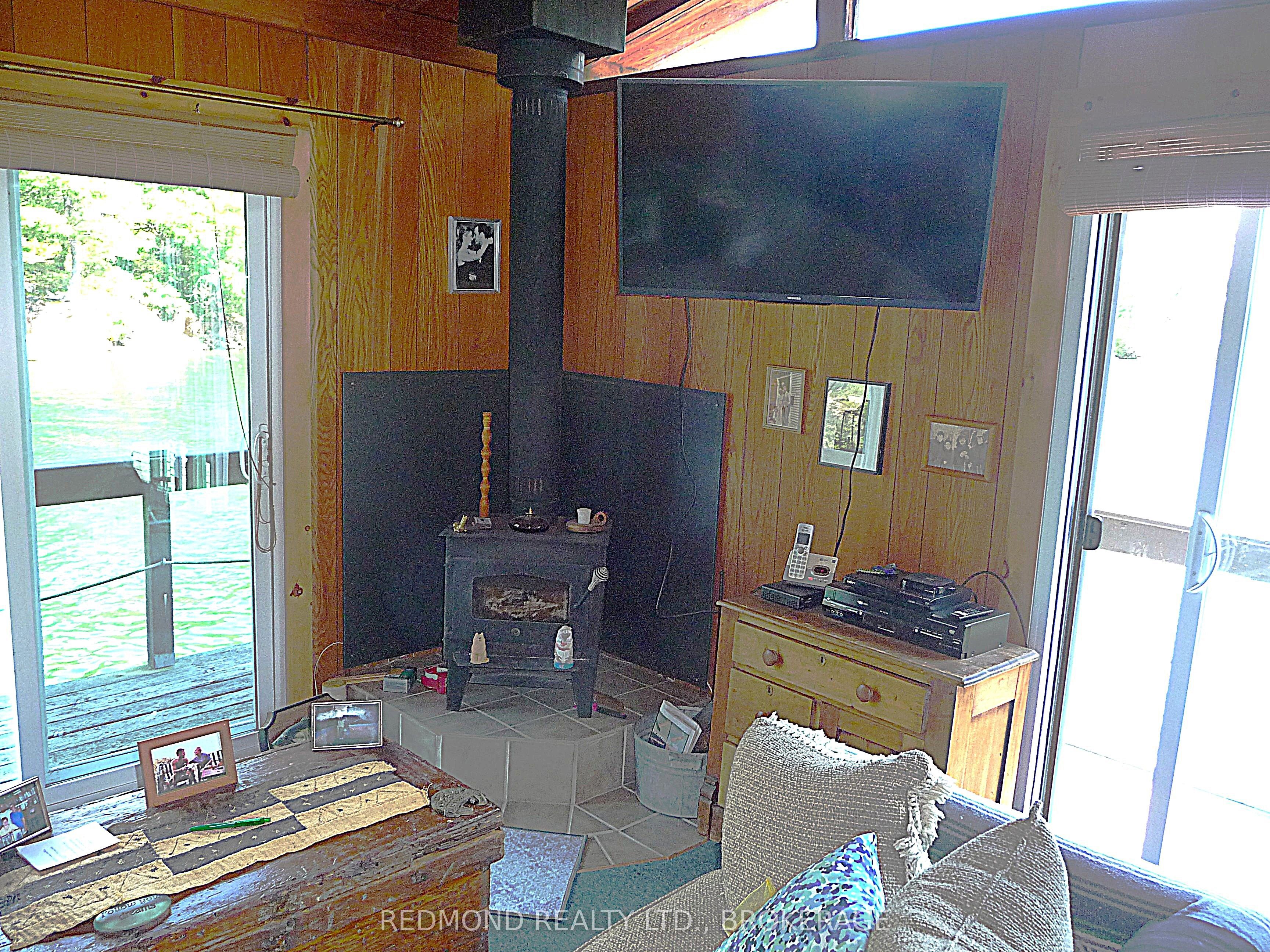 1 77d & 77e Island Property Photo 13