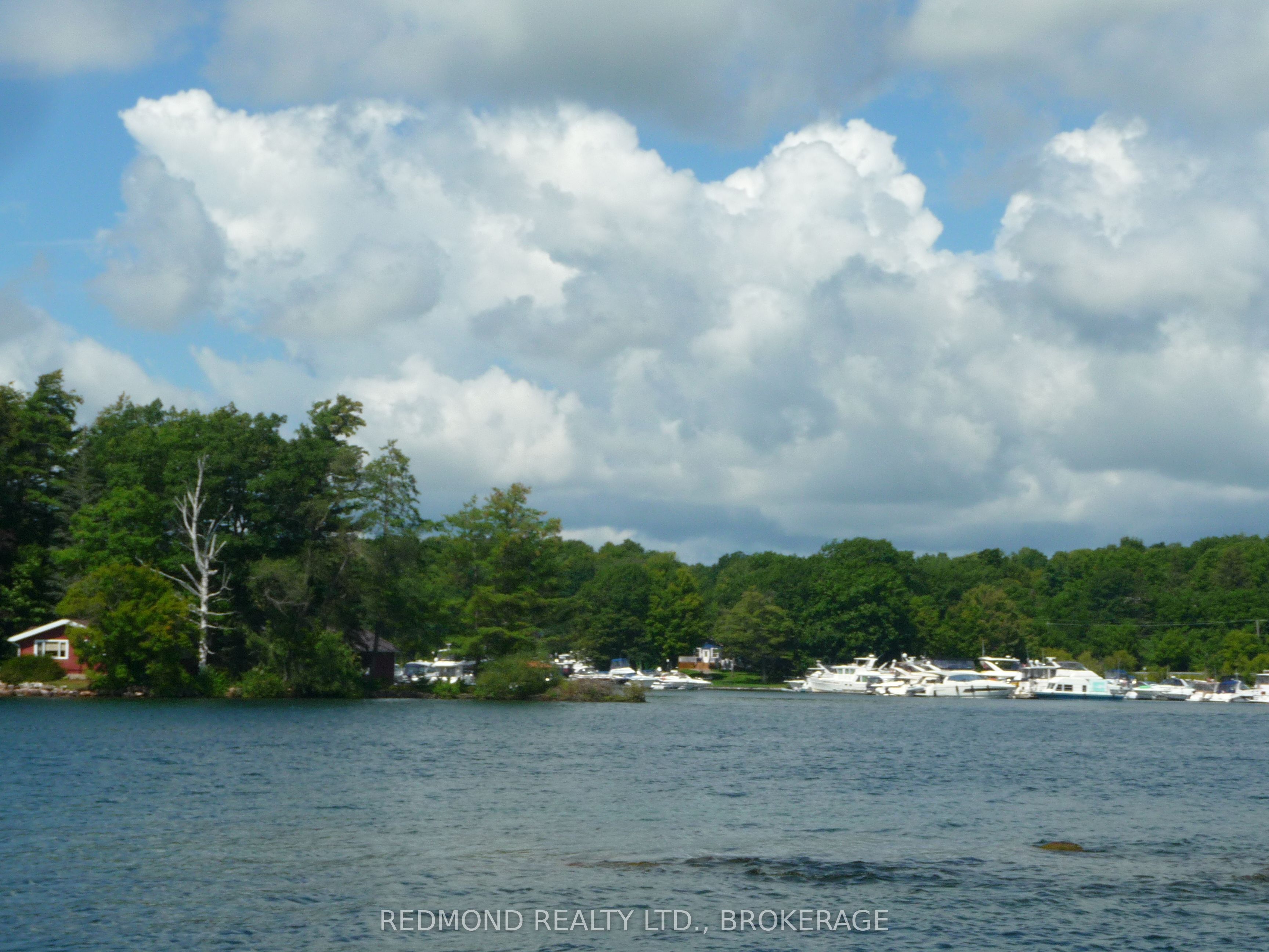 1 77d & 77e Island Property Photo 28