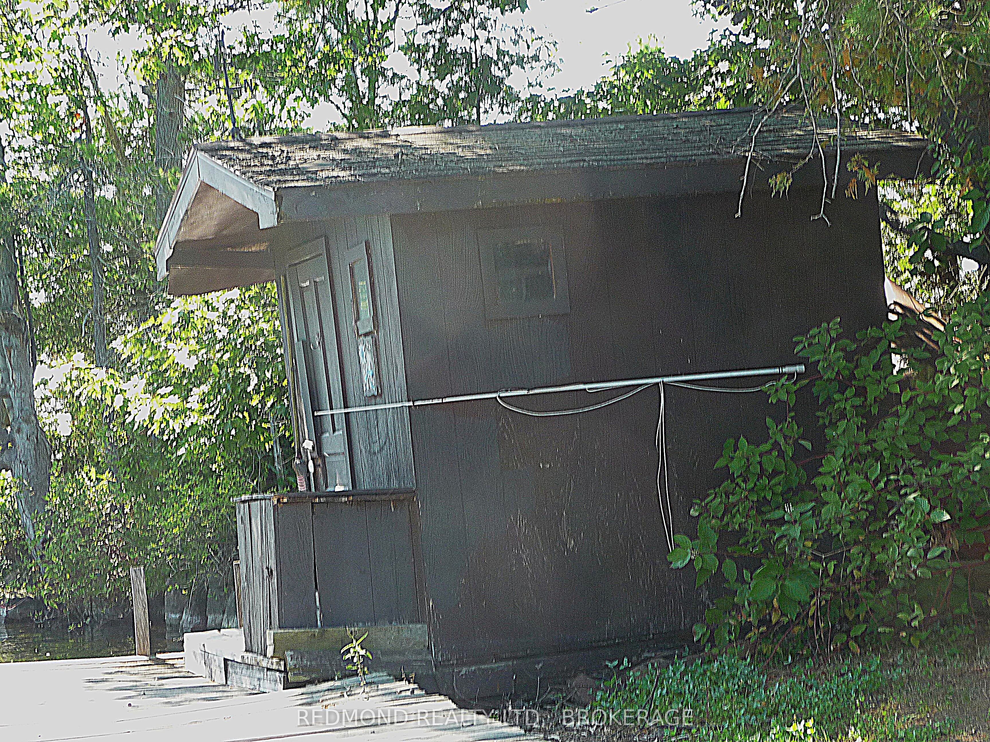 1 77d & 77e Island Property Photo 31