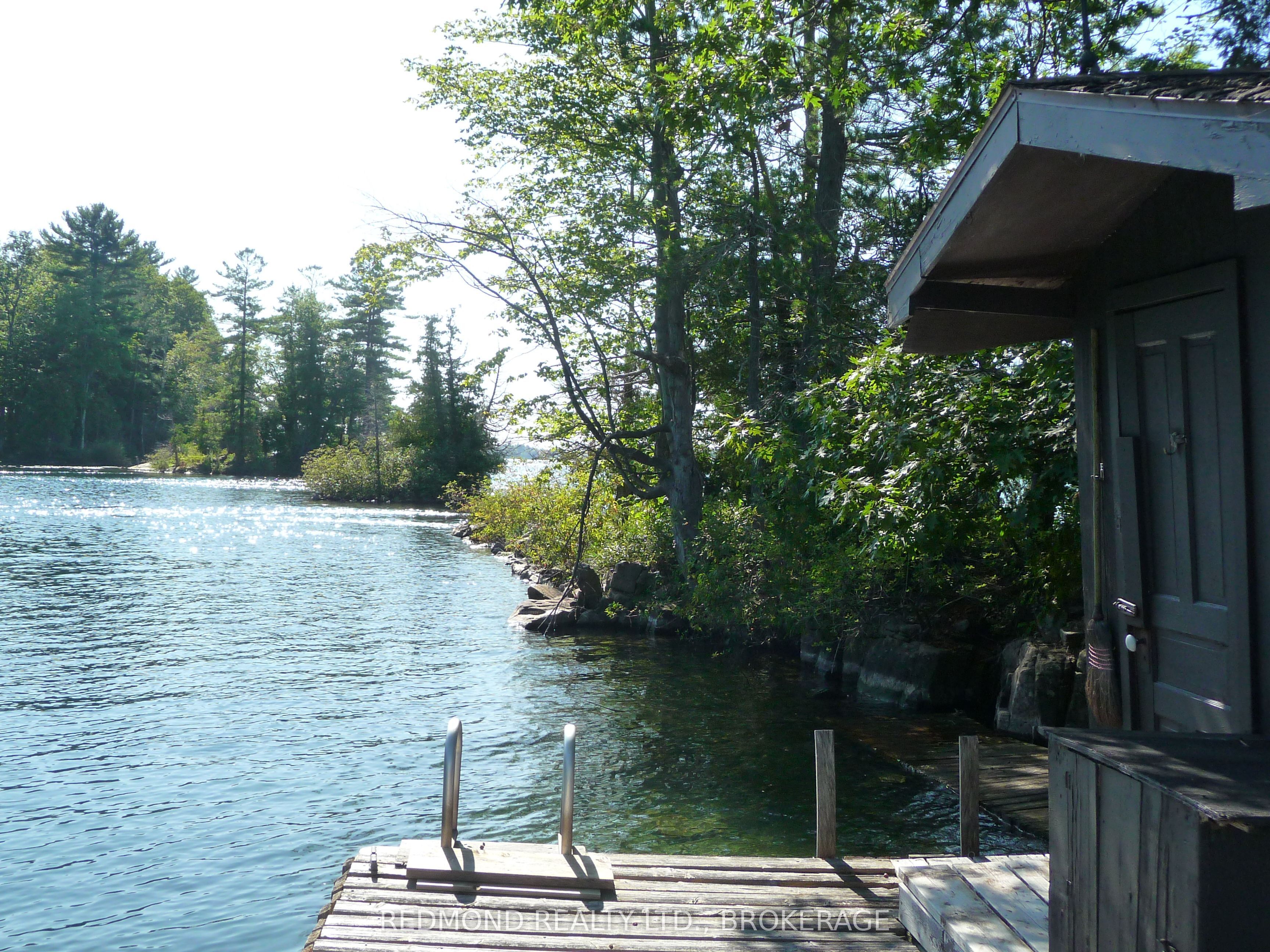 1 77d & 77e Island Property Photo 34