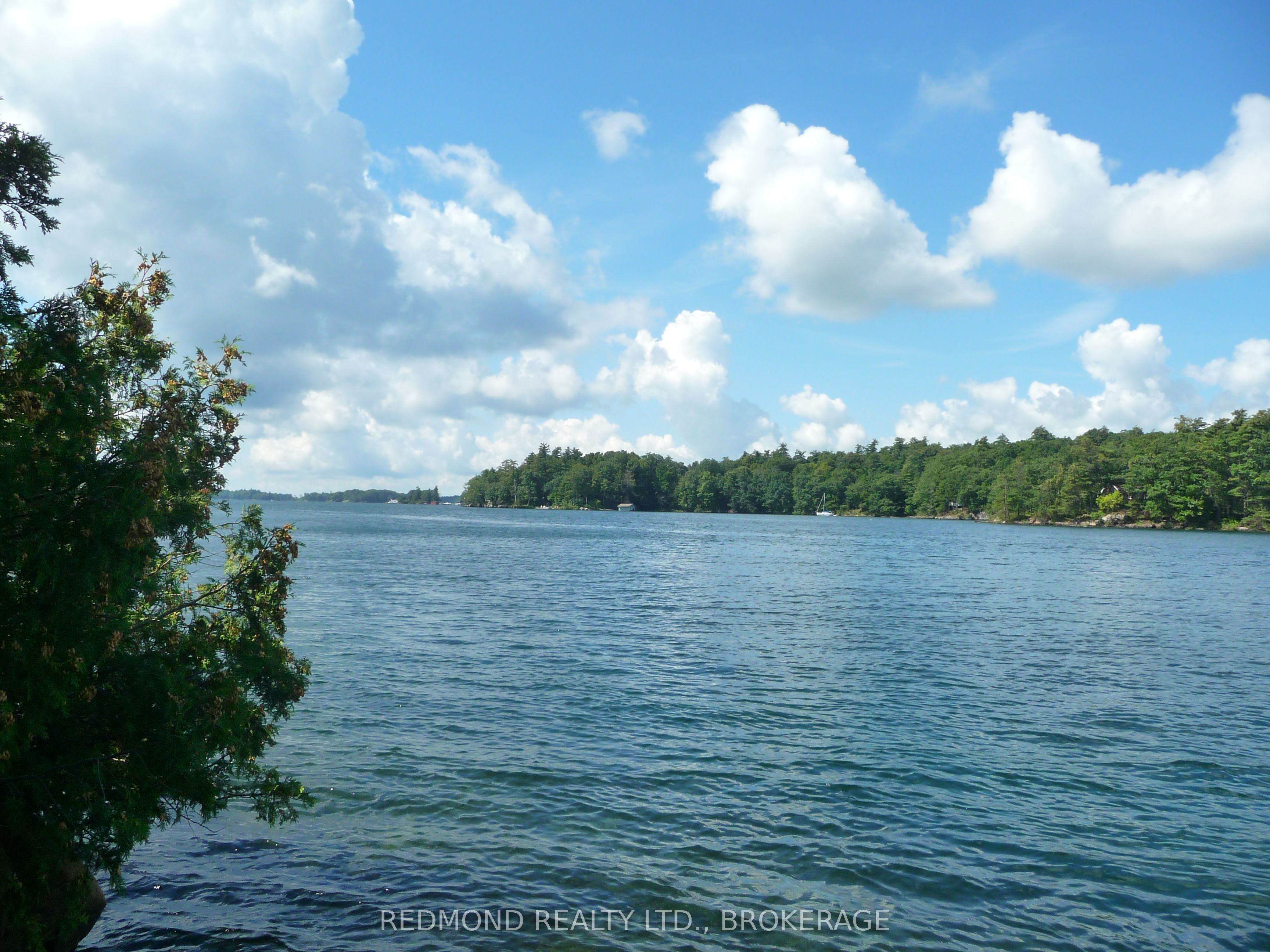 1 77d & 77e Island Property Photo 35