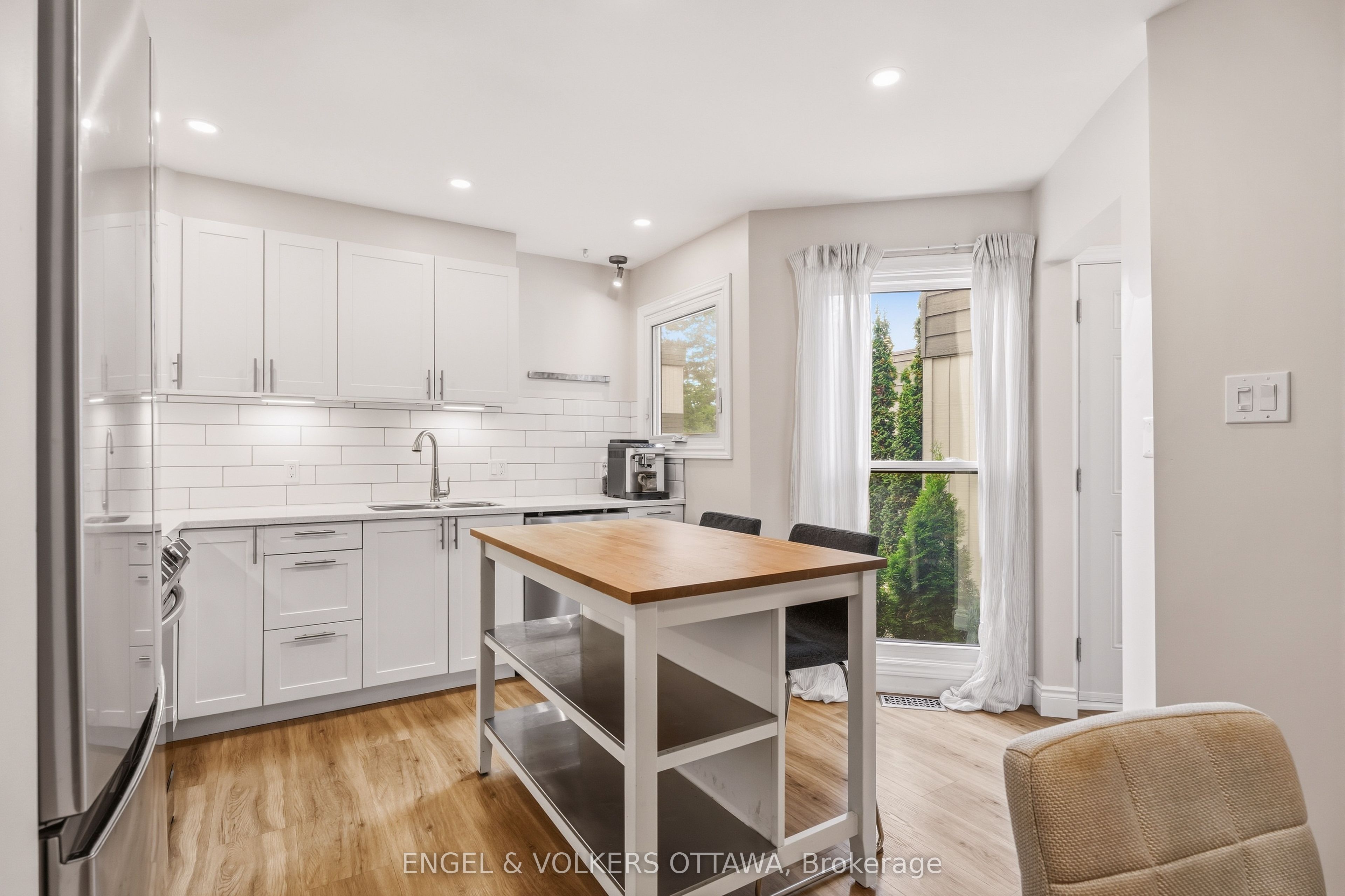38 Compata Way Property Photo 8