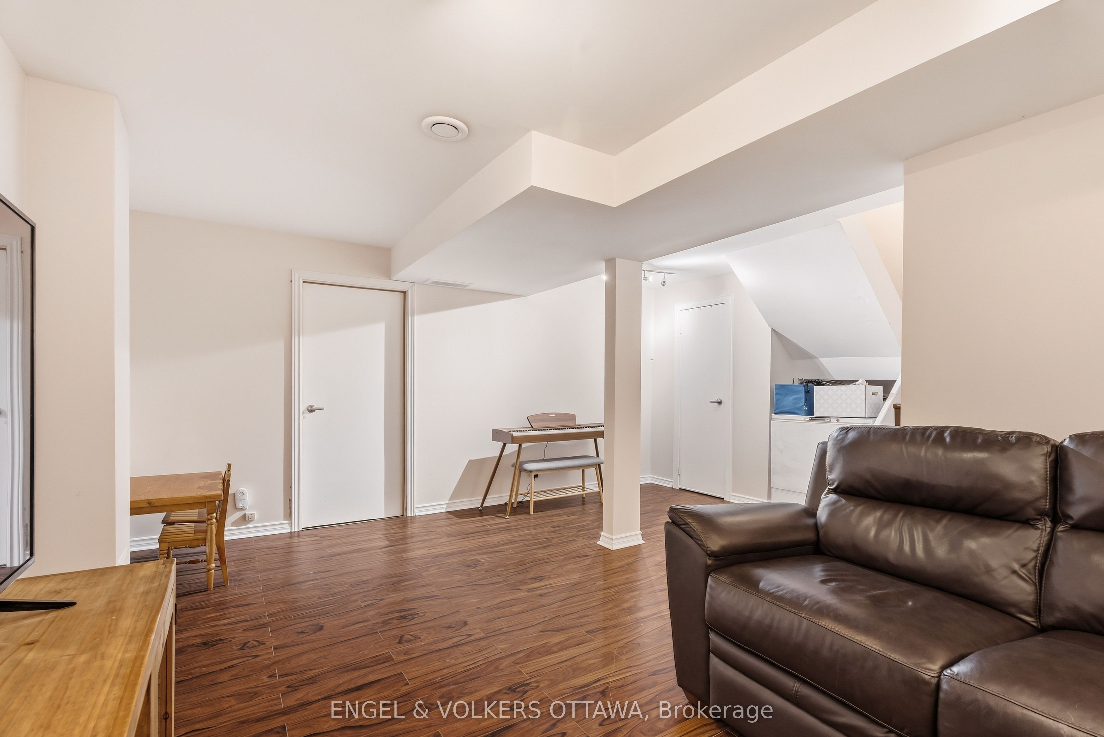 38 Compata Way Property Photo 32