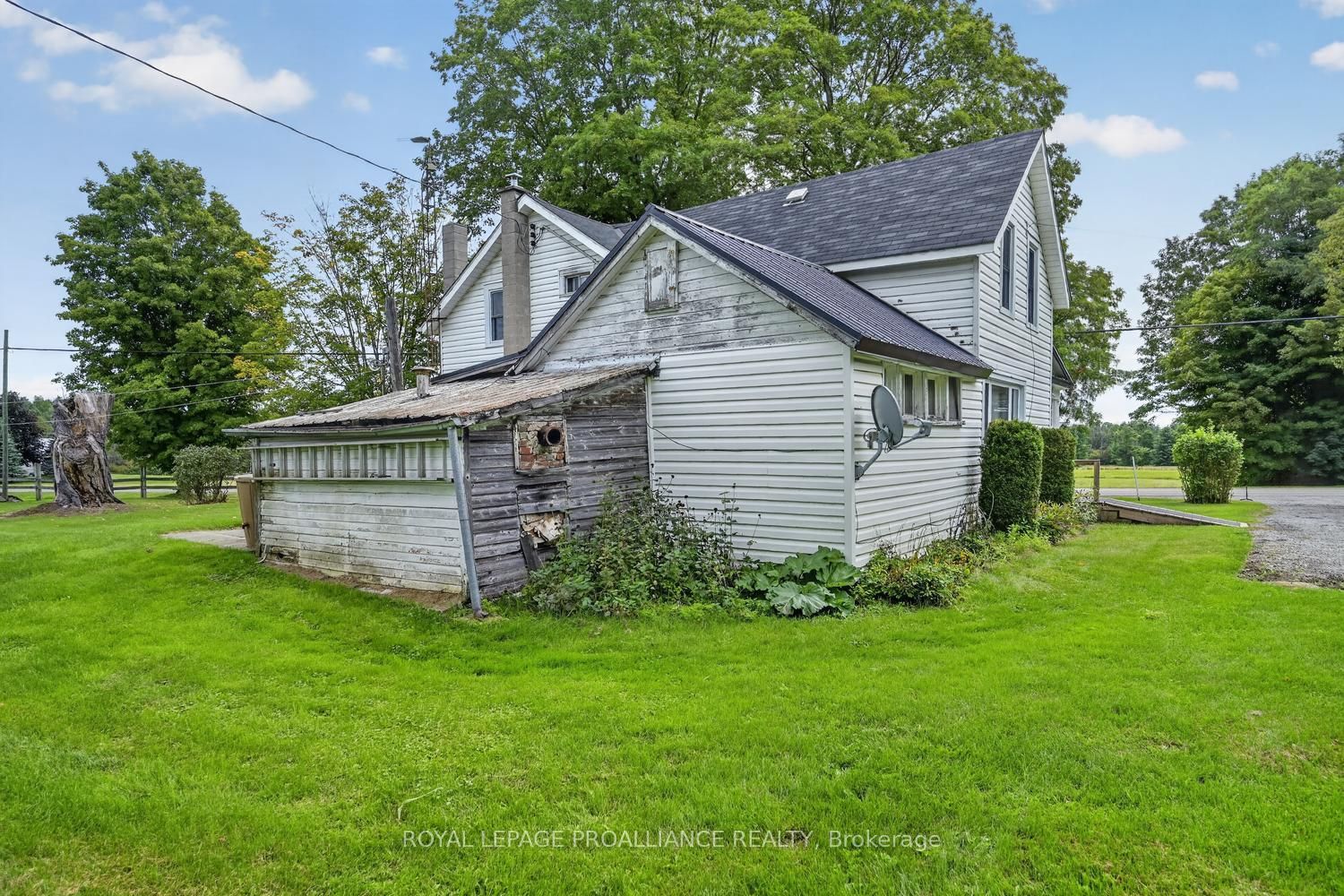 2696 Mcintosh Road Property Photo 4