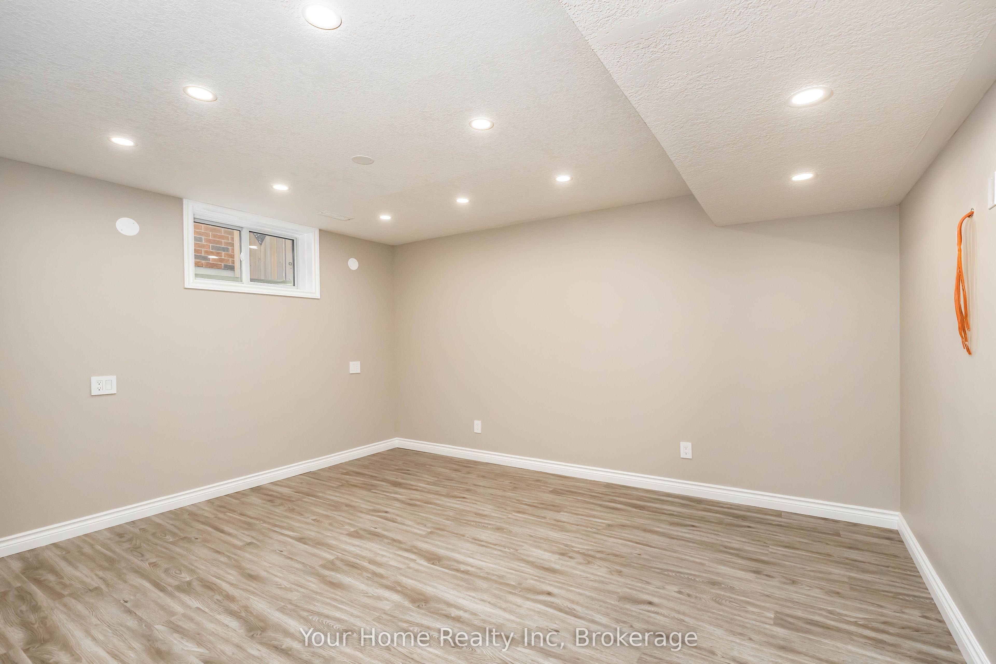 70 Bard Boulevard Basement Property Photo 10