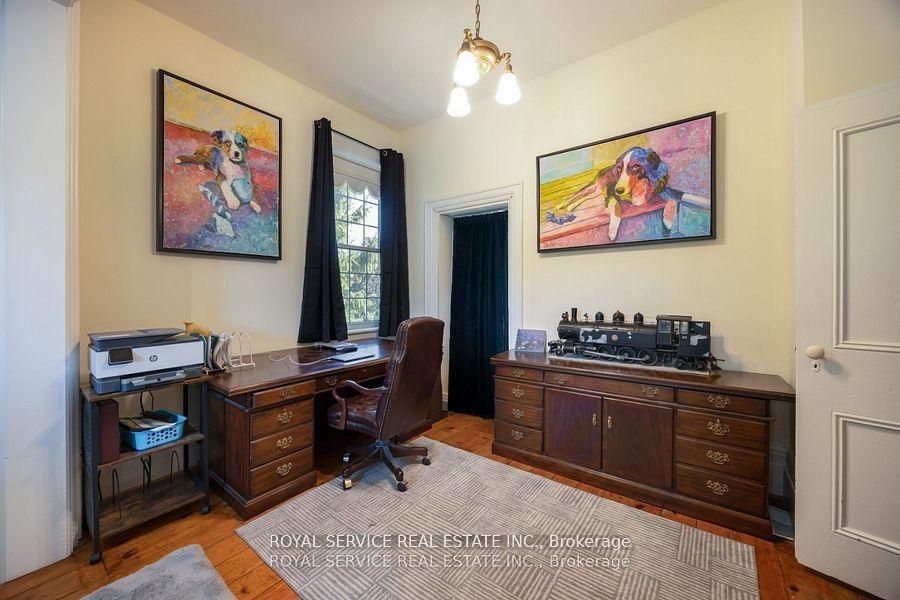 60 King Street W Property Photo 19