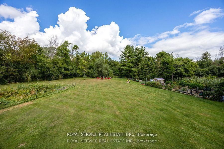 60 King Street W Property Photo 46