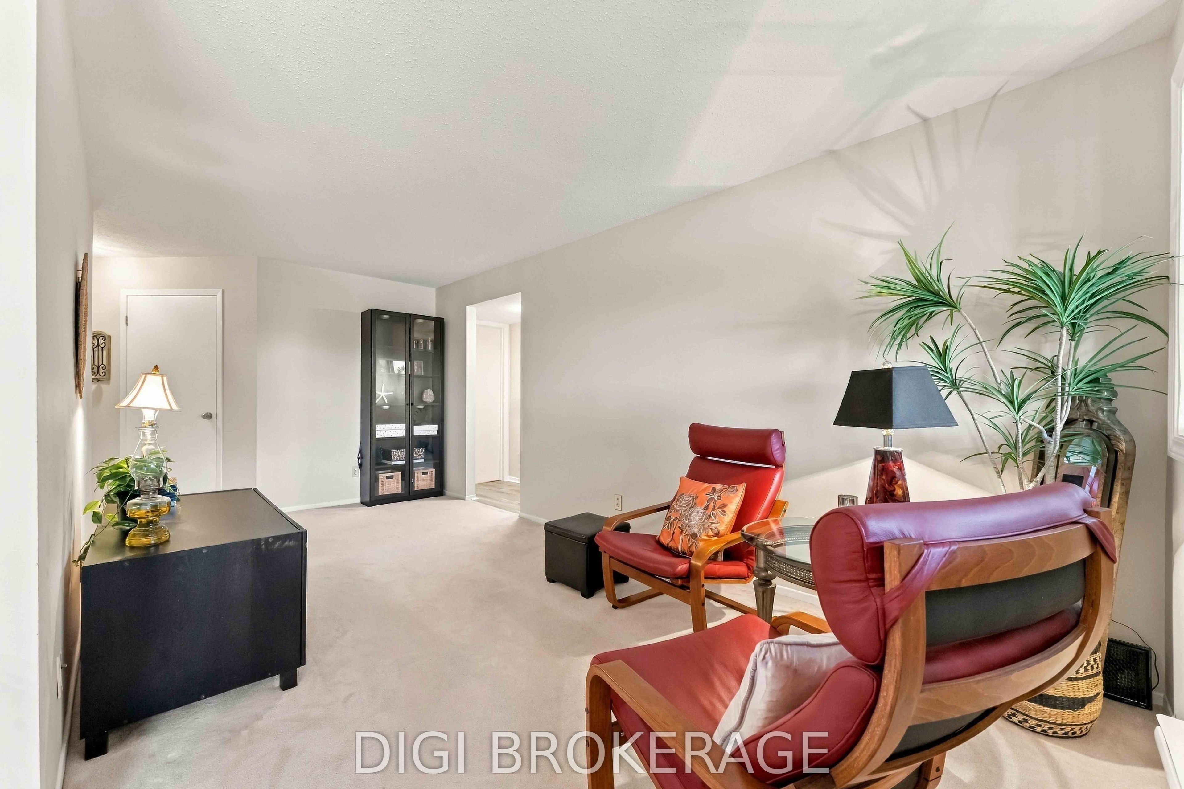 318 Lorry Greenberg Drive 302 Property Photo 16