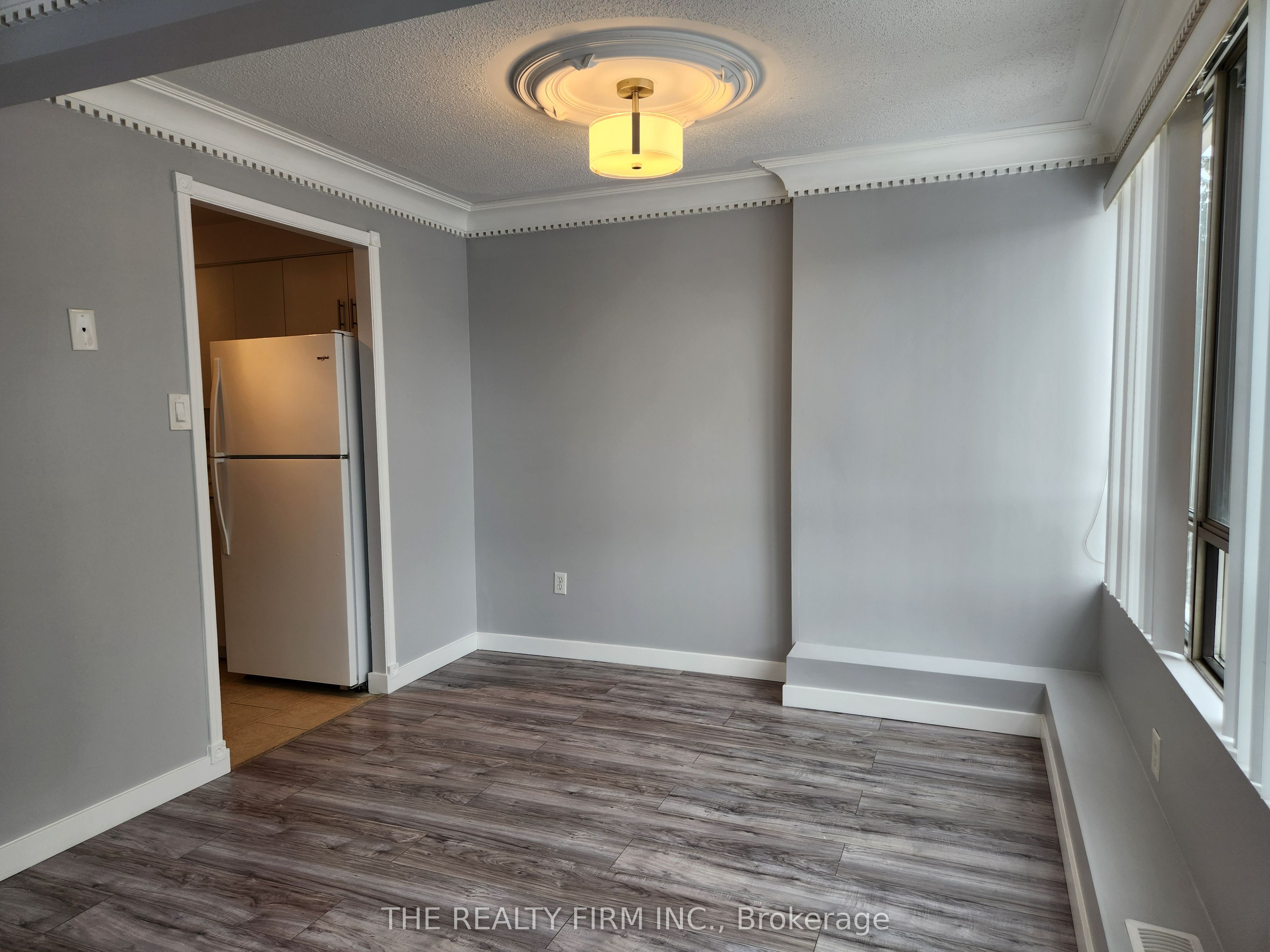 570 Proudfoot Lane 309 Property Photo 12