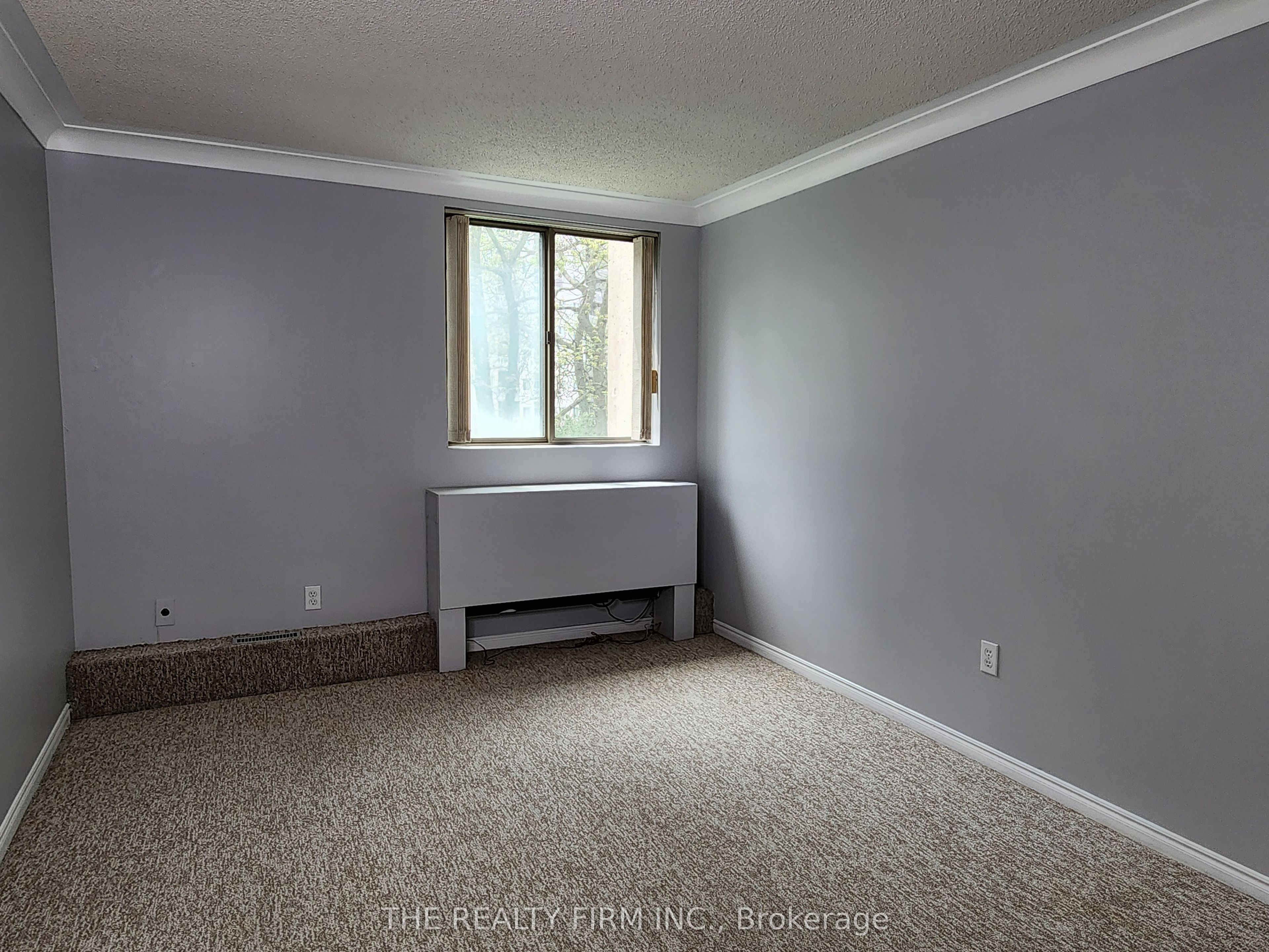 570 Proudfoot Lane 309 Property Photo 15