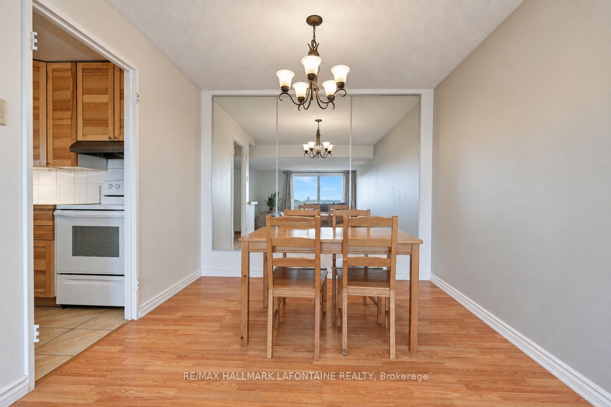 1171 Ambleside Drive 2205 Property Photo 18