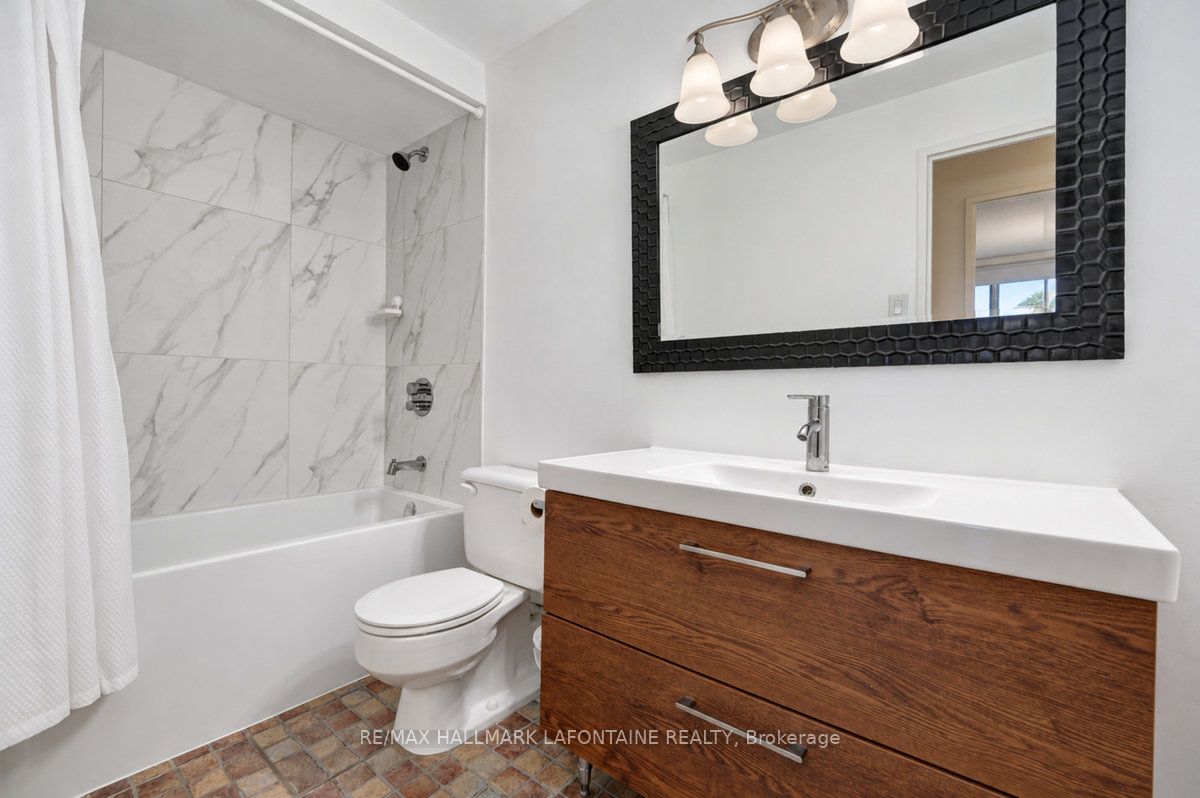 1171 Ambleside Drive 2205 Property Photo 24