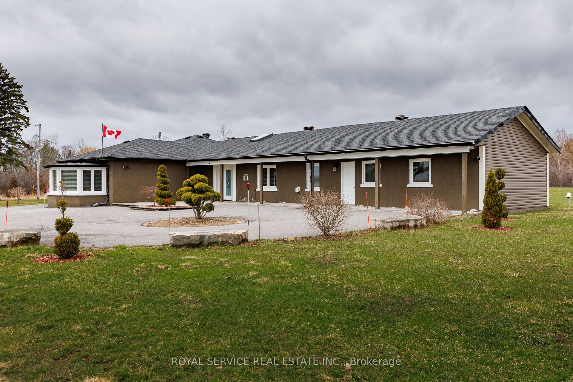 4496 County Road 2 Property Photo 1