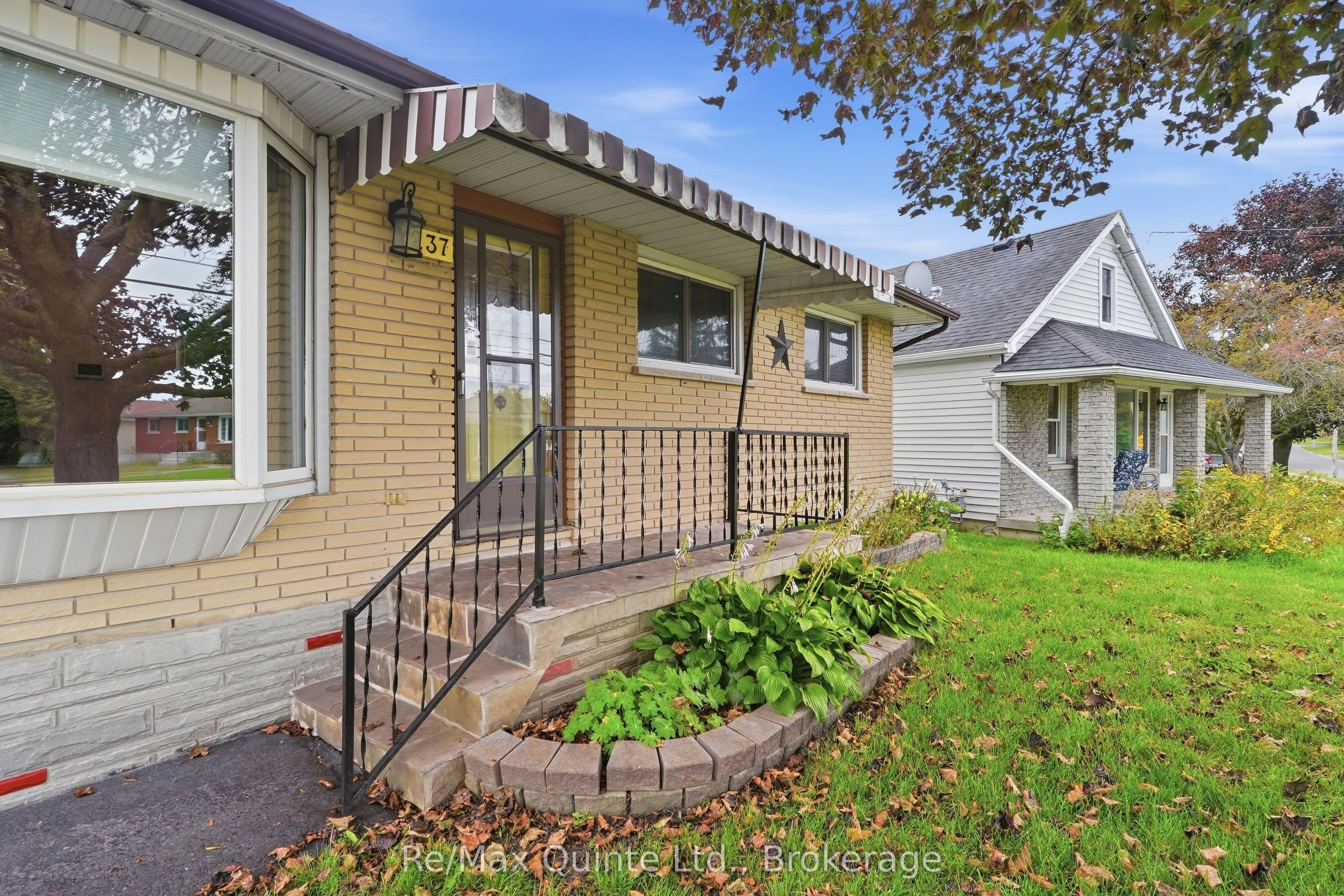 237 Byron Street Property Photo 2