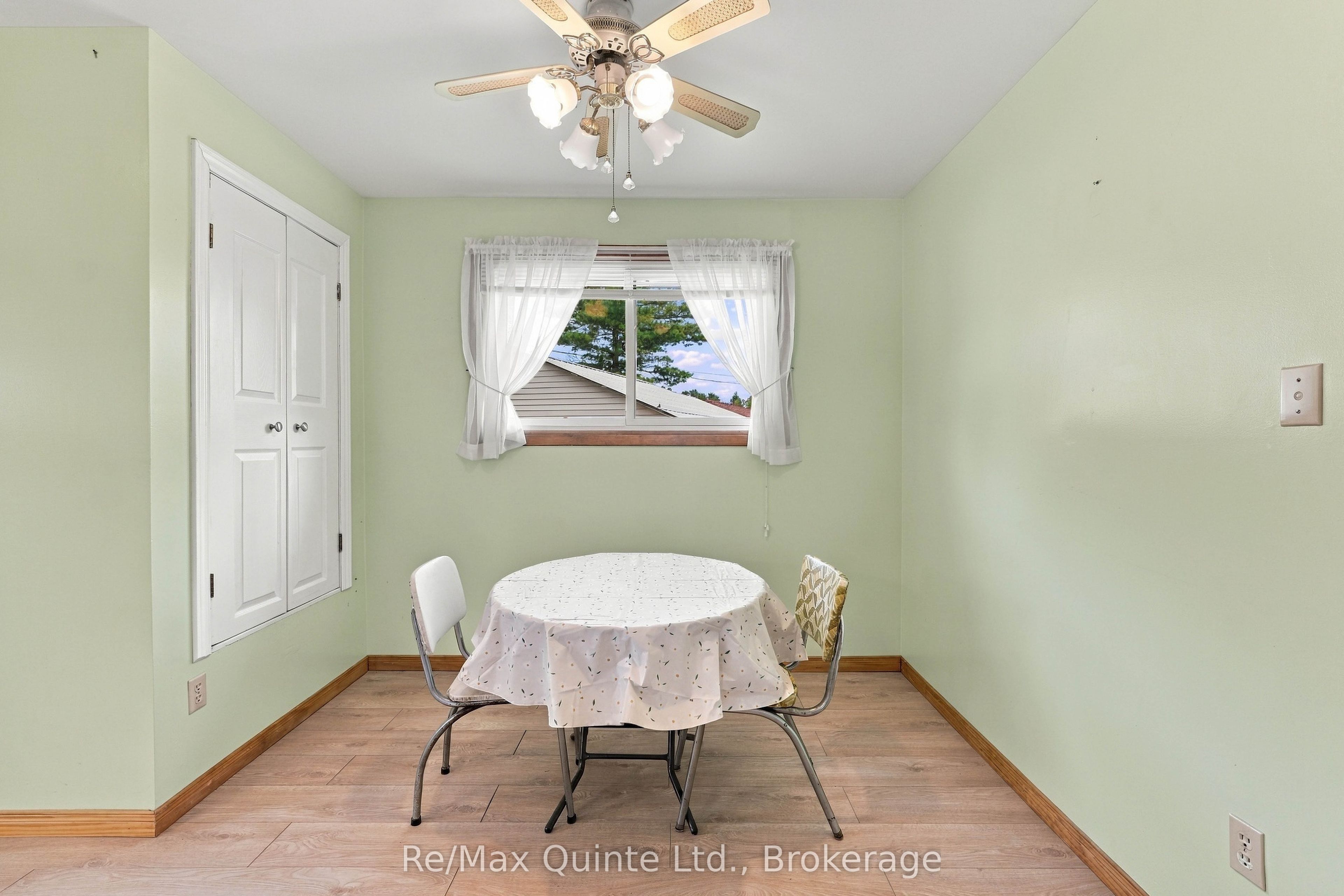 237 Byron Street Property Photo 9