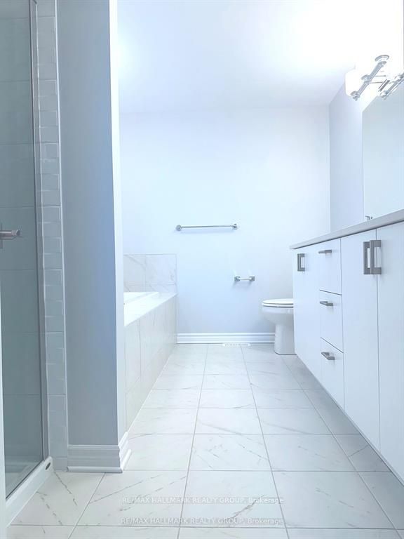 863 Snowdrop Crescent Property Photo 19