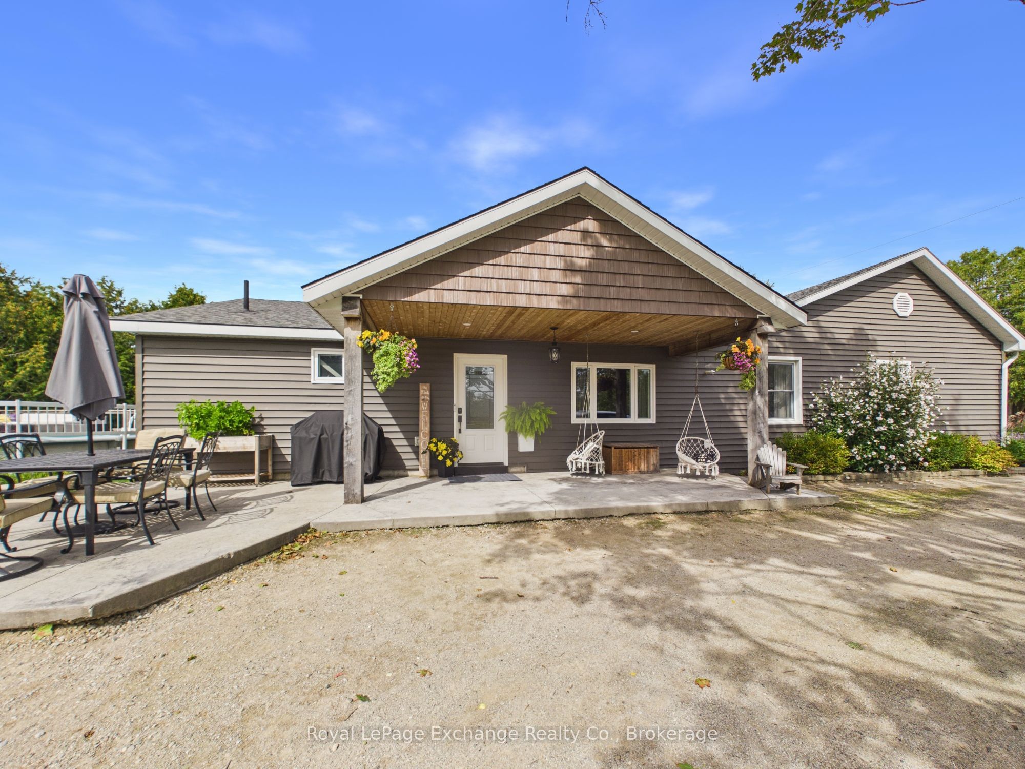 450 Ludgard Street Property Photo 1