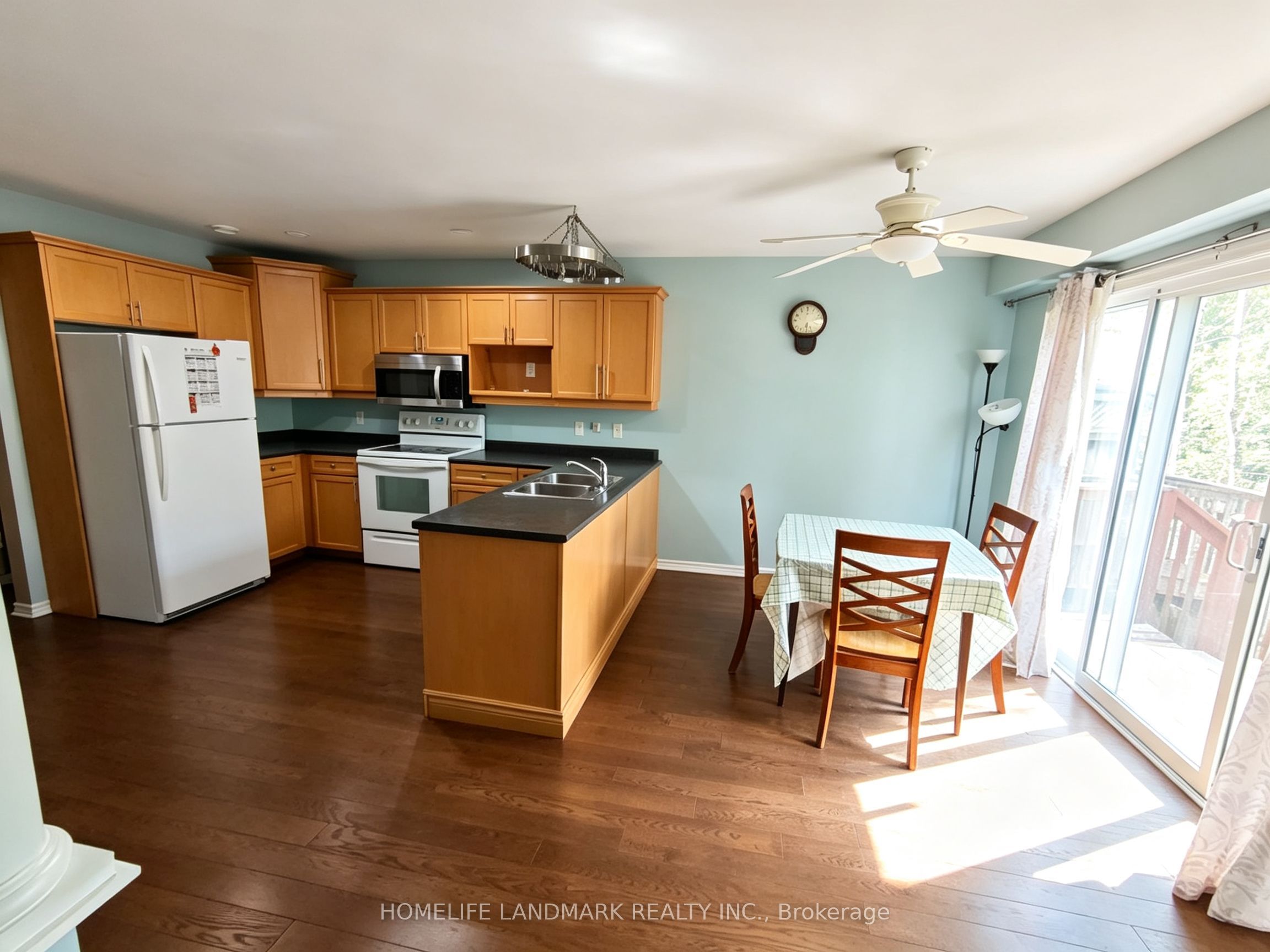 855 Sandcherry Street Property Photo 3