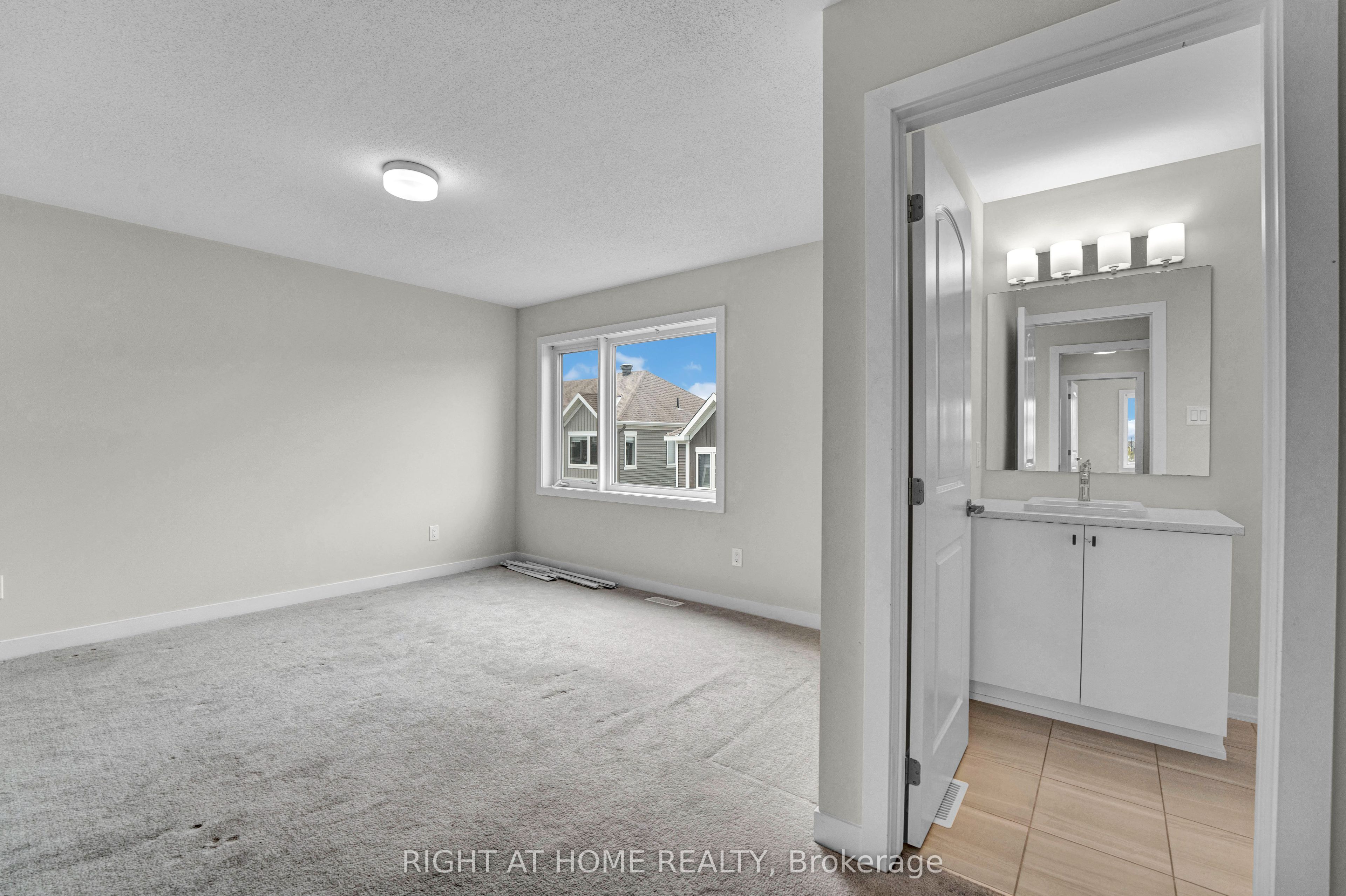 4146 Obsidian Street Property Photo 21