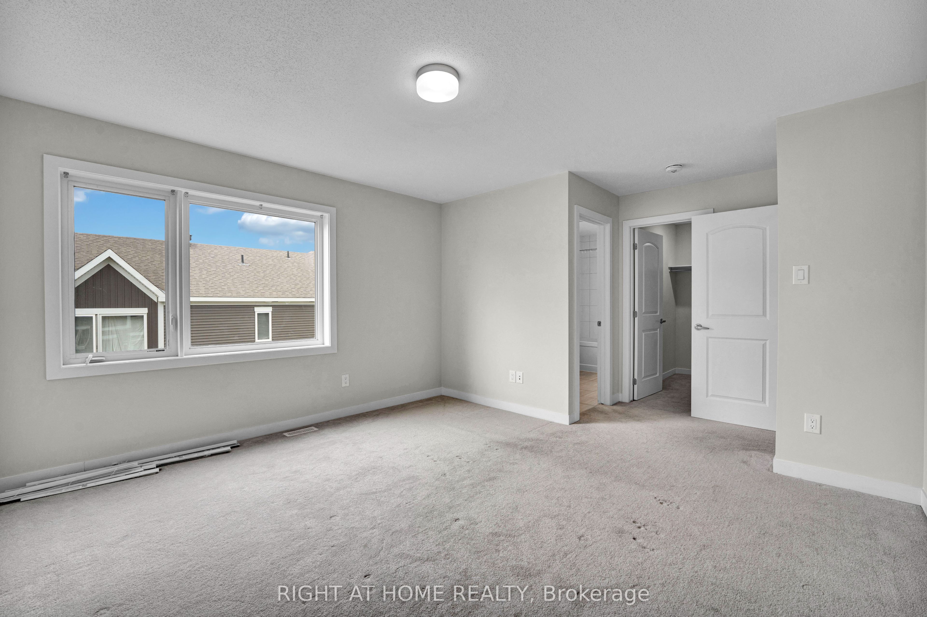 4146 Obsidian Street Property Photo 22