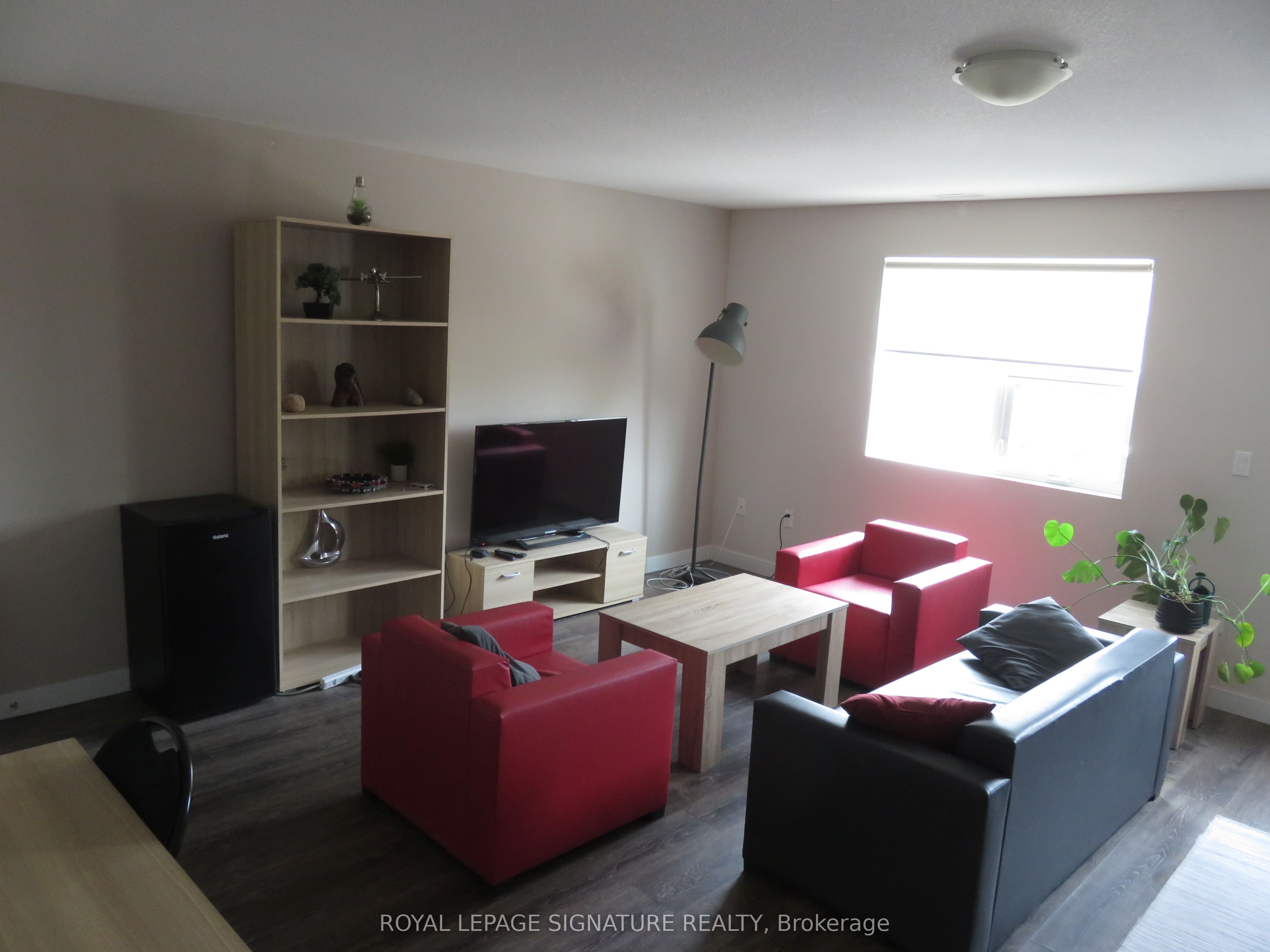 288 Albert Street 216 Property Photo 1