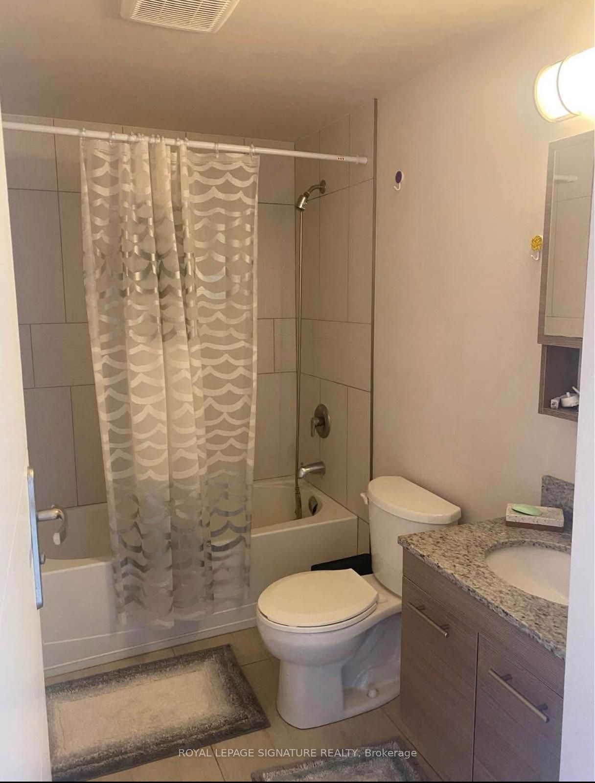 288 Albert Street 216 Property Photo 9