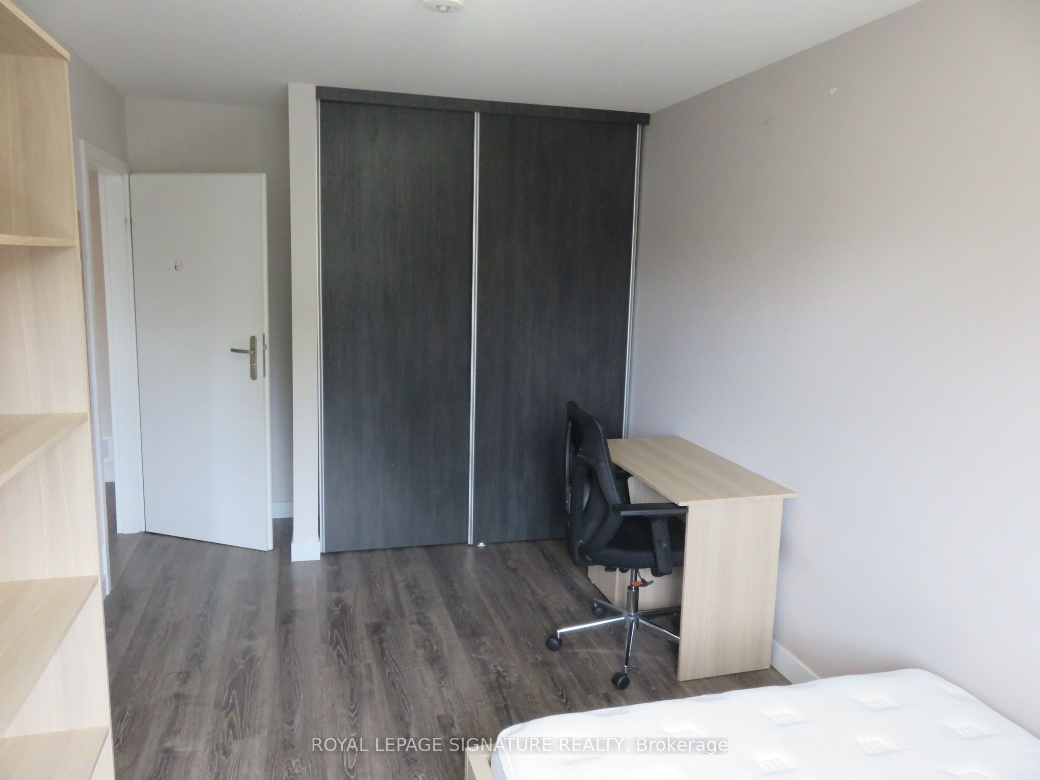 288 Albert Street 216 Property Photo 12