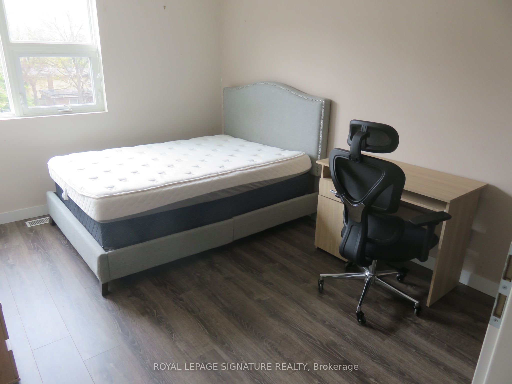 288 Albert Street 216 Property Photo 14