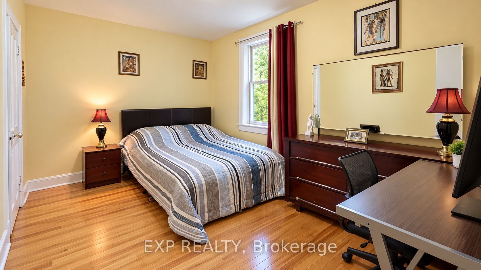 413 Marlborough Street N Property Photo 9