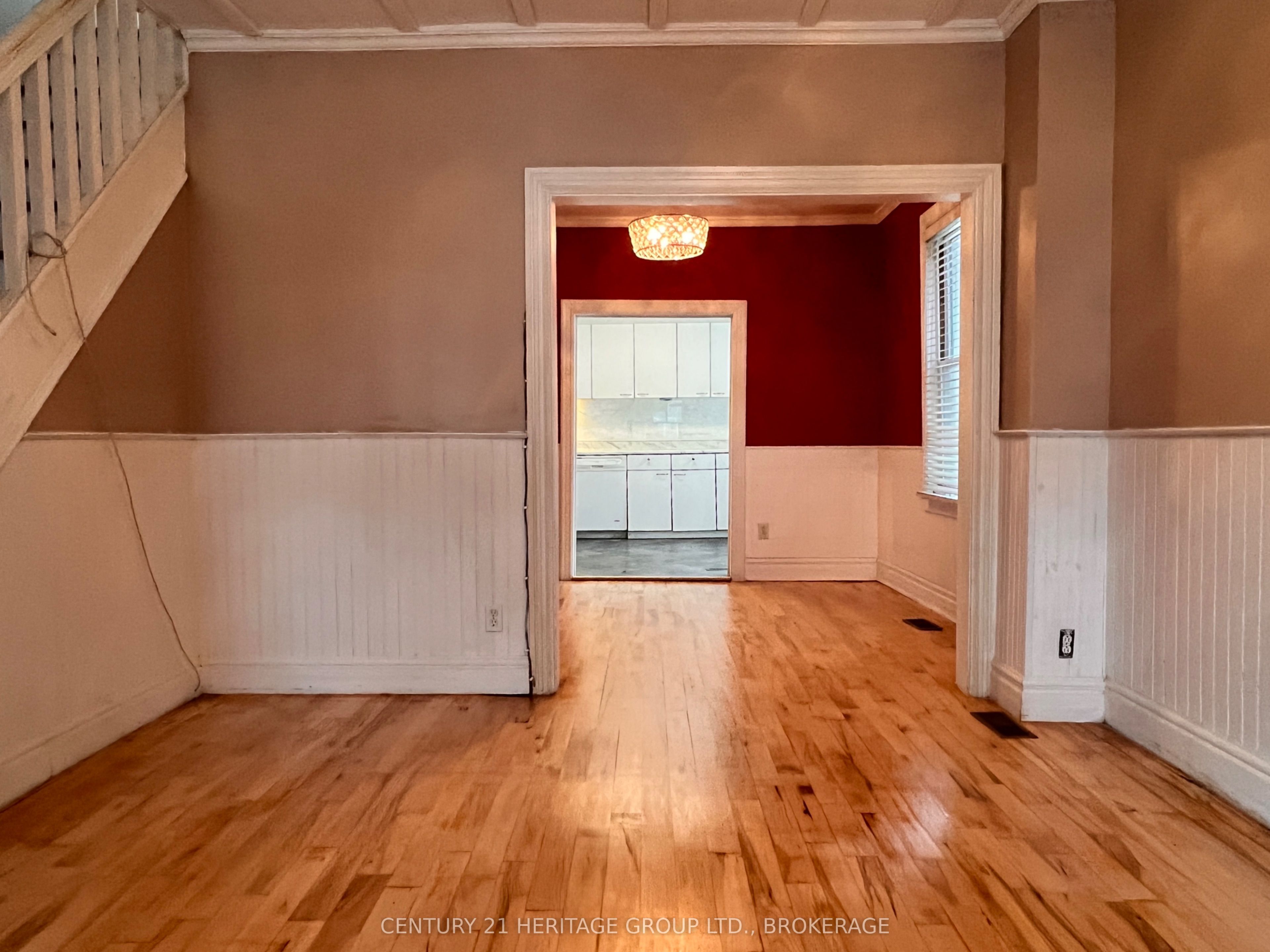 523 Bagot Street Property Photo 9