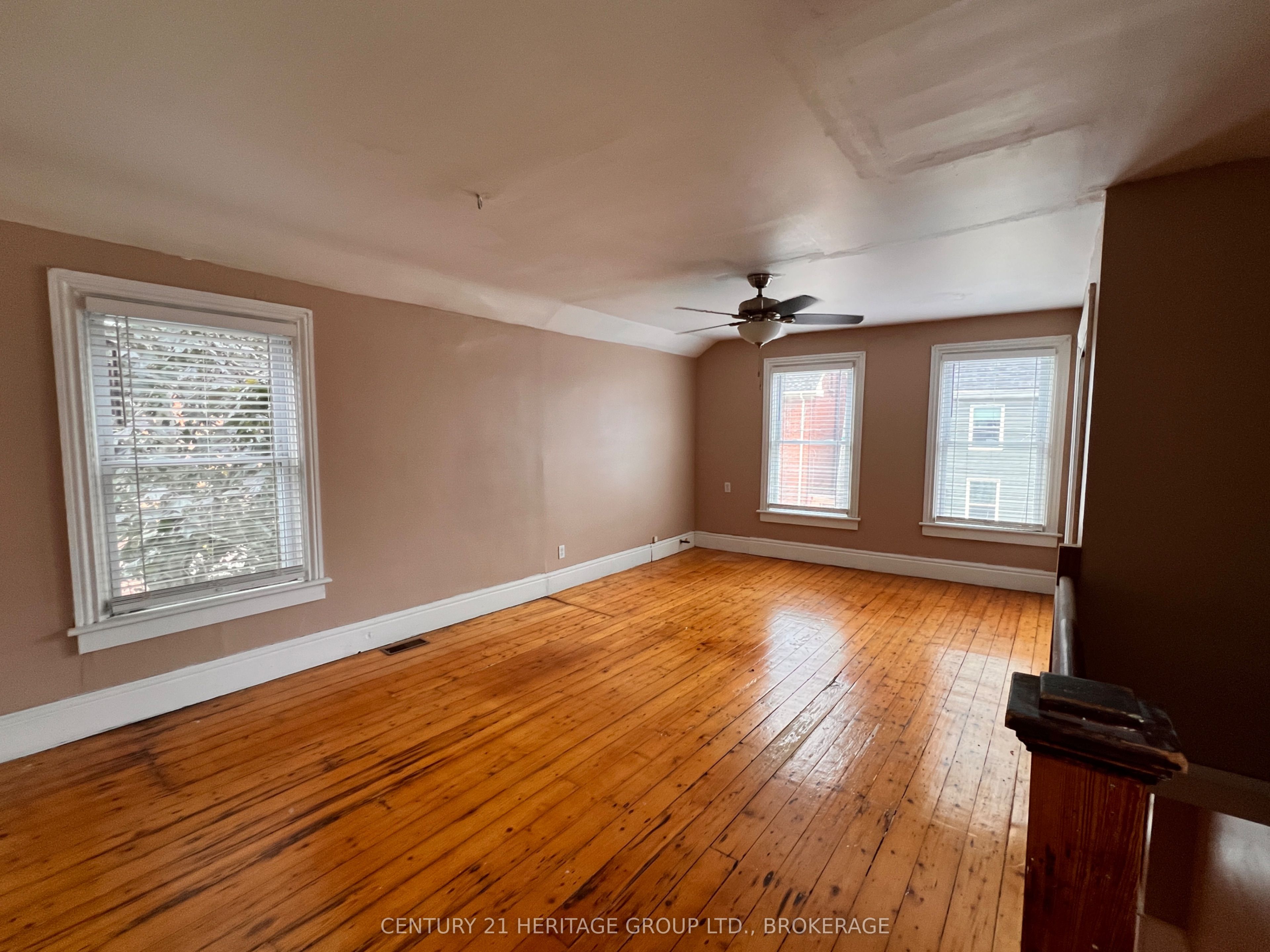 523 Bagot Street Property Photo 16