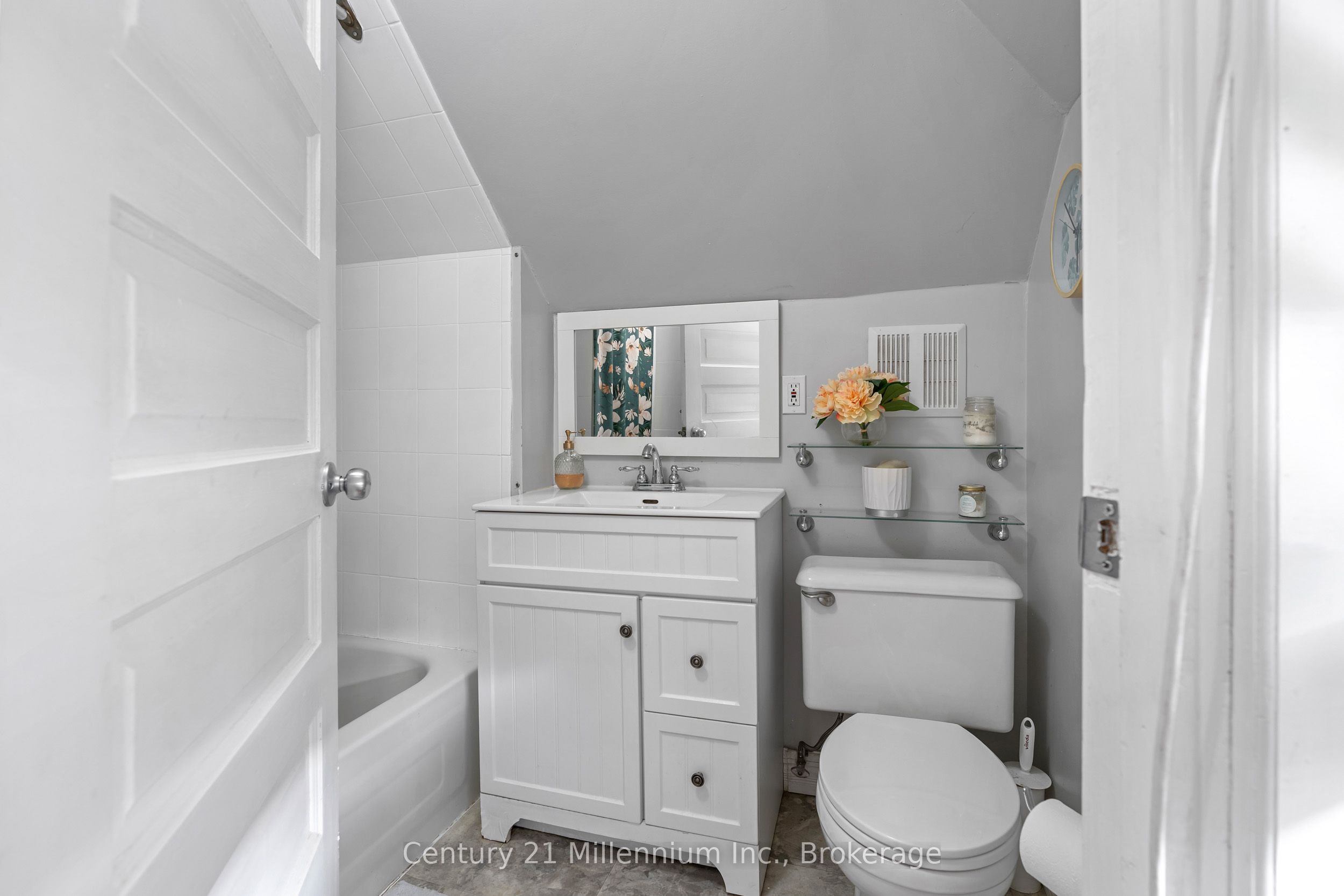 1712 5th Avenue W Property Photo 24