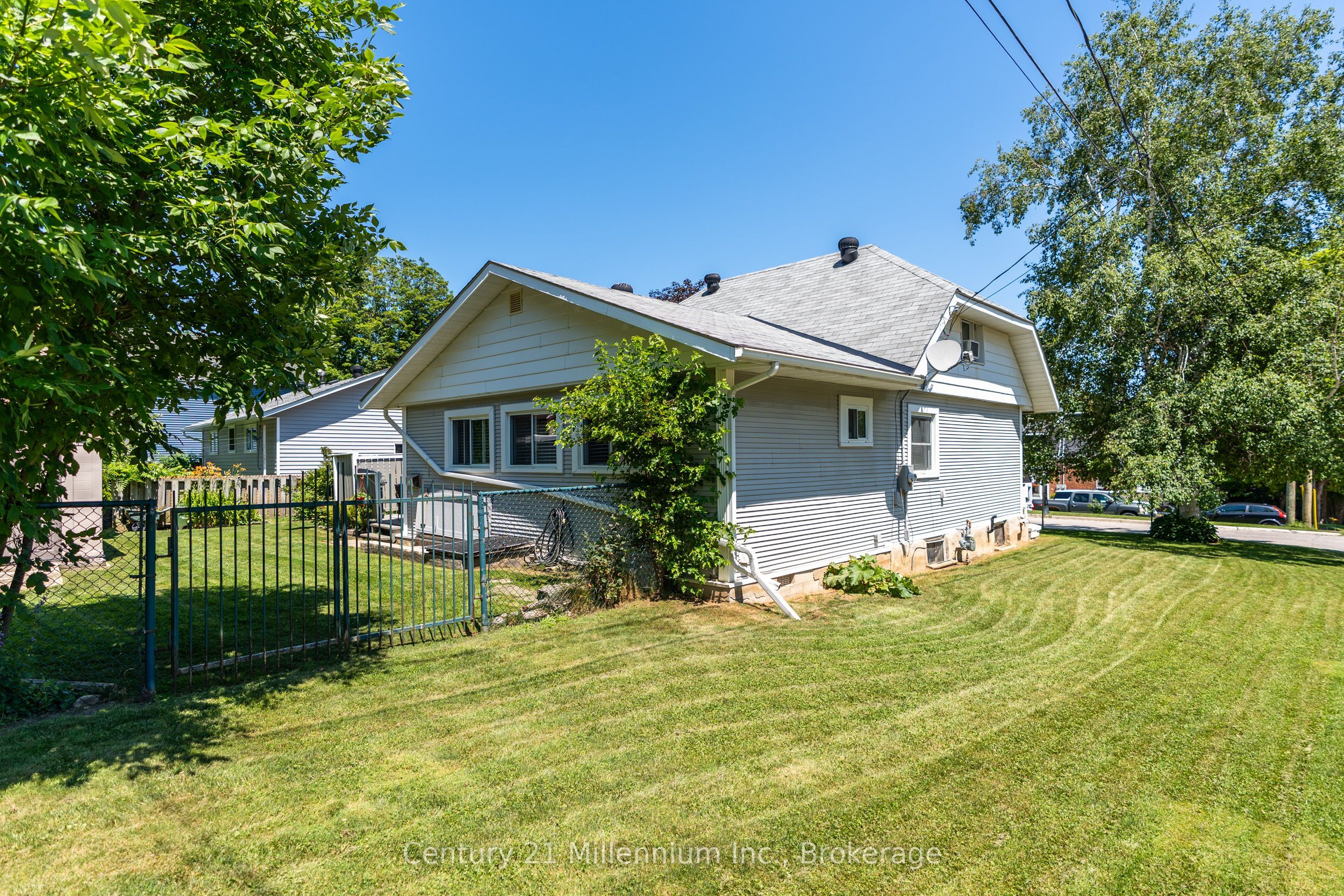 1712 5th Avenue W Property Photo 31