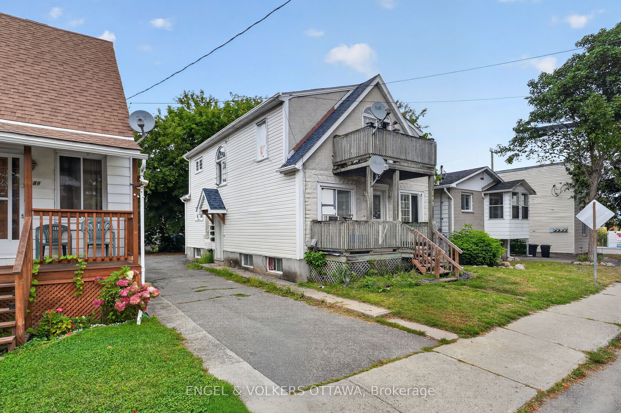 193 Deschamps Avenue Property Photo 3