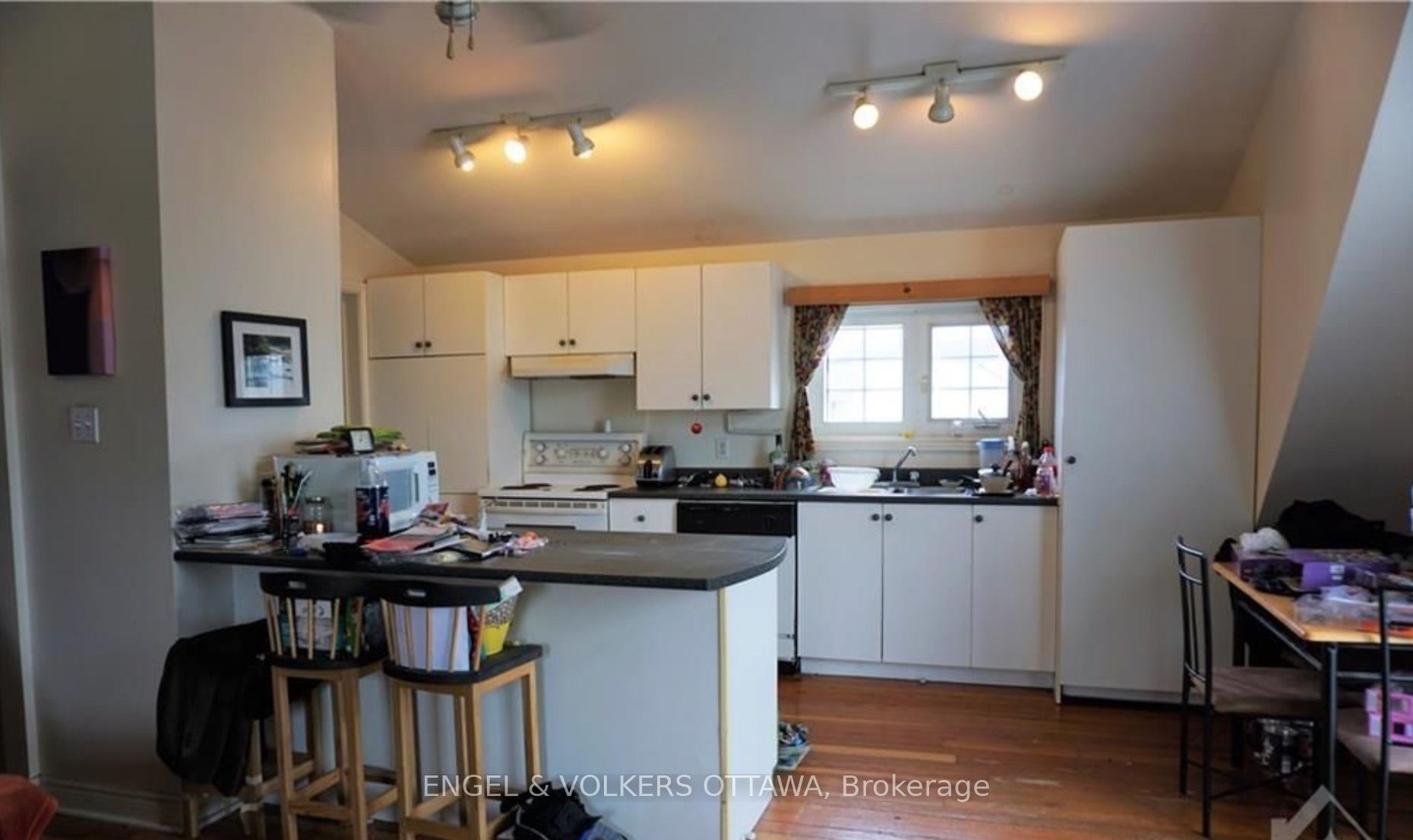 193 Deschamps Avenue Property Photo 10