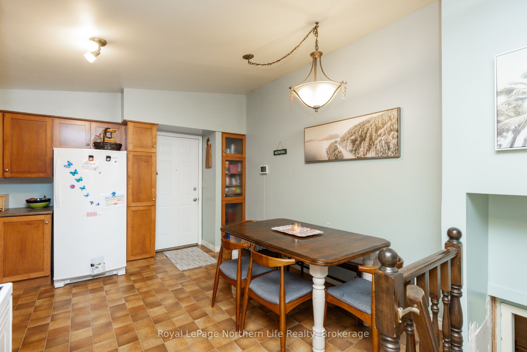 763 Eastwood Avenue Property Photo 2