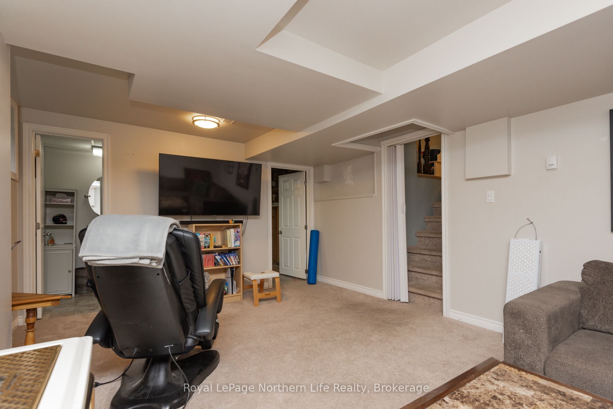 763 Eastwood Avenue Property Photo 28