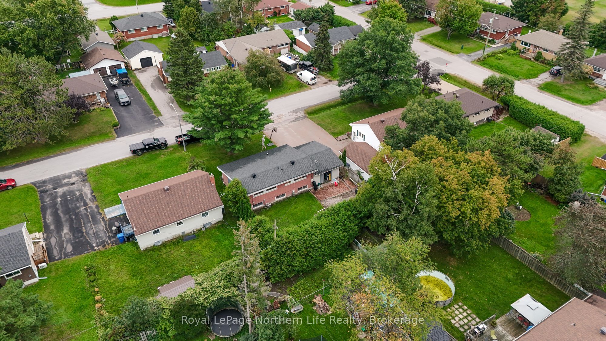 763 Eastwood Avenue Property Photo 41