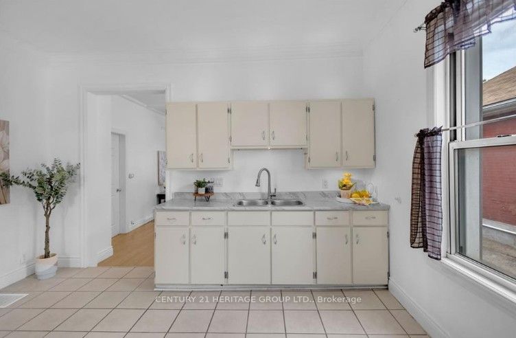 16 Ruth Street Property Photo 14