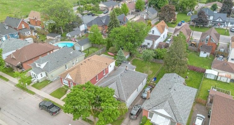 16 Ruth Street Property Photo 32