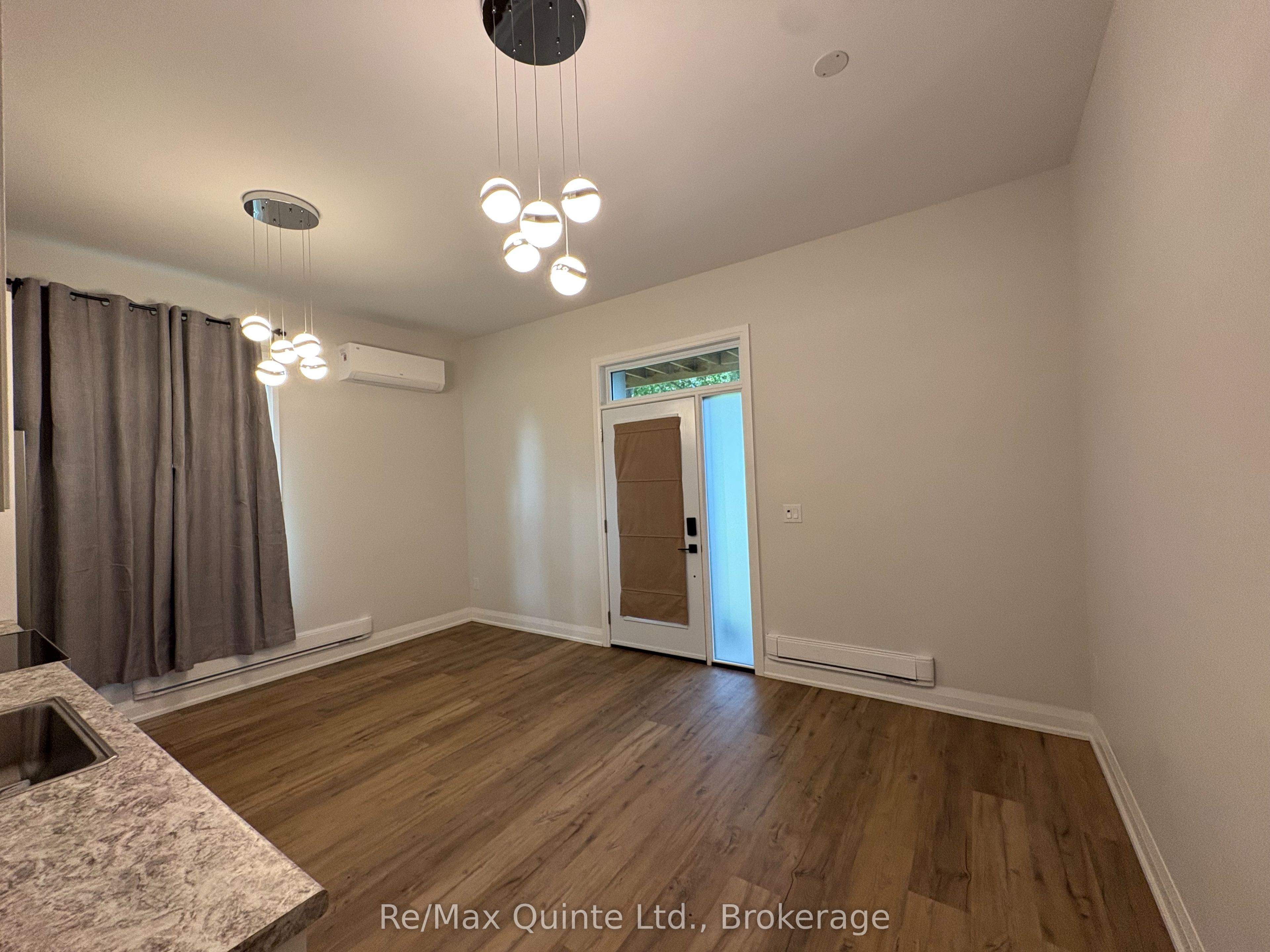 22 Mcgill Street 2 Property Photo 4